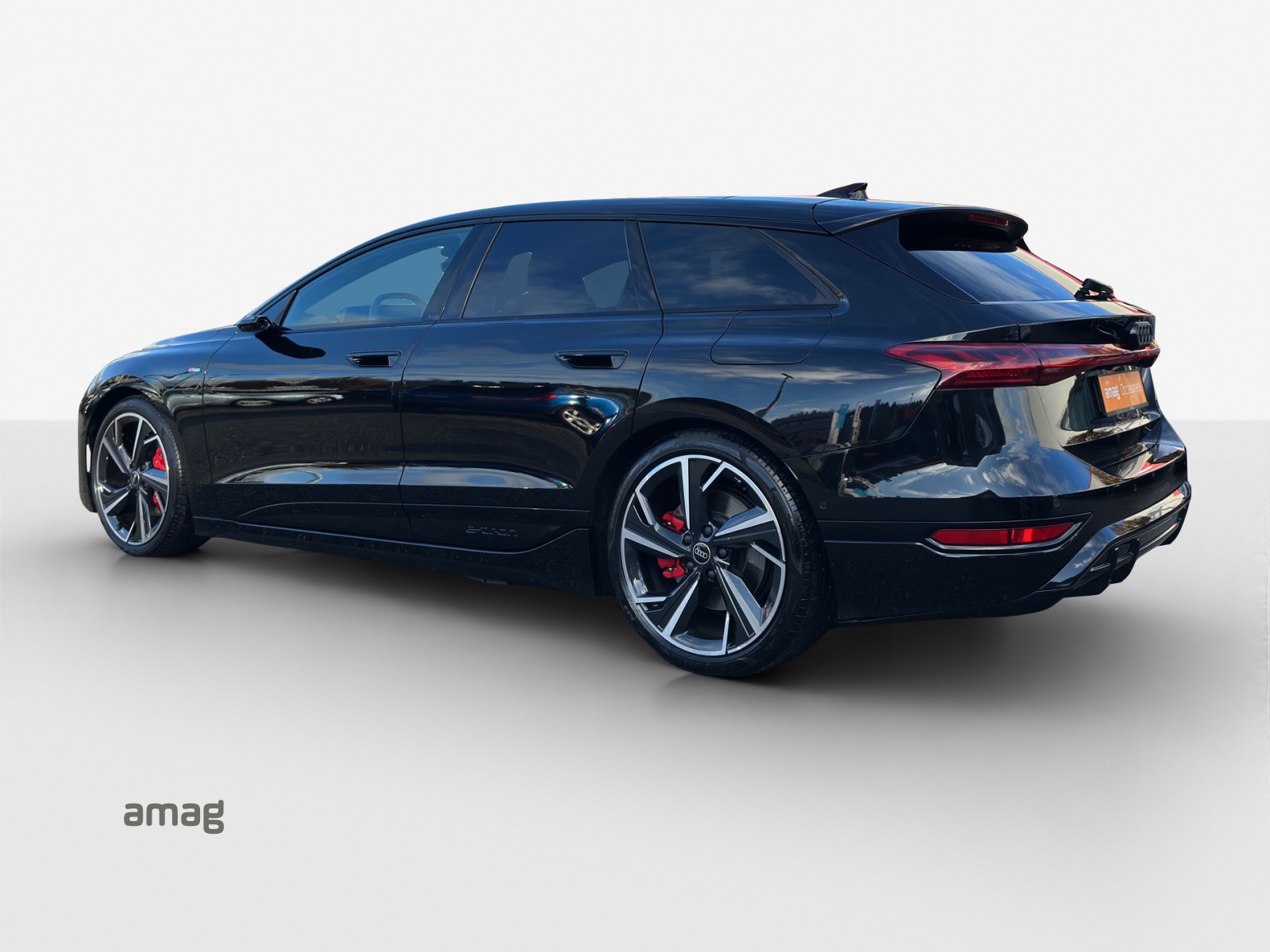 AUDI A6 Avant e-tron performance-showroom-element-2
