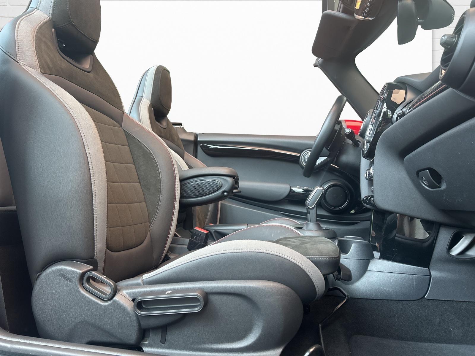MINI Cabrio F57 2.0i John Cooper Works-image-20