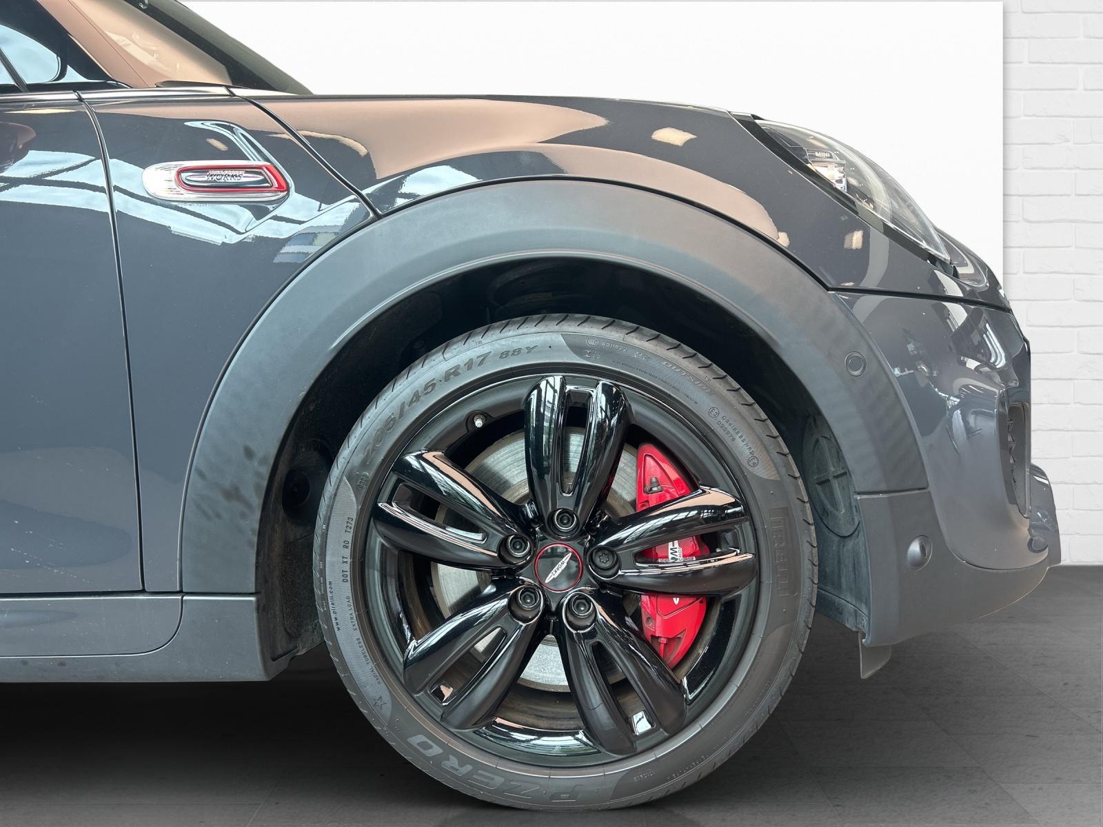 MINI Cabrio F57 2.0i John Cooper Works-image-23
