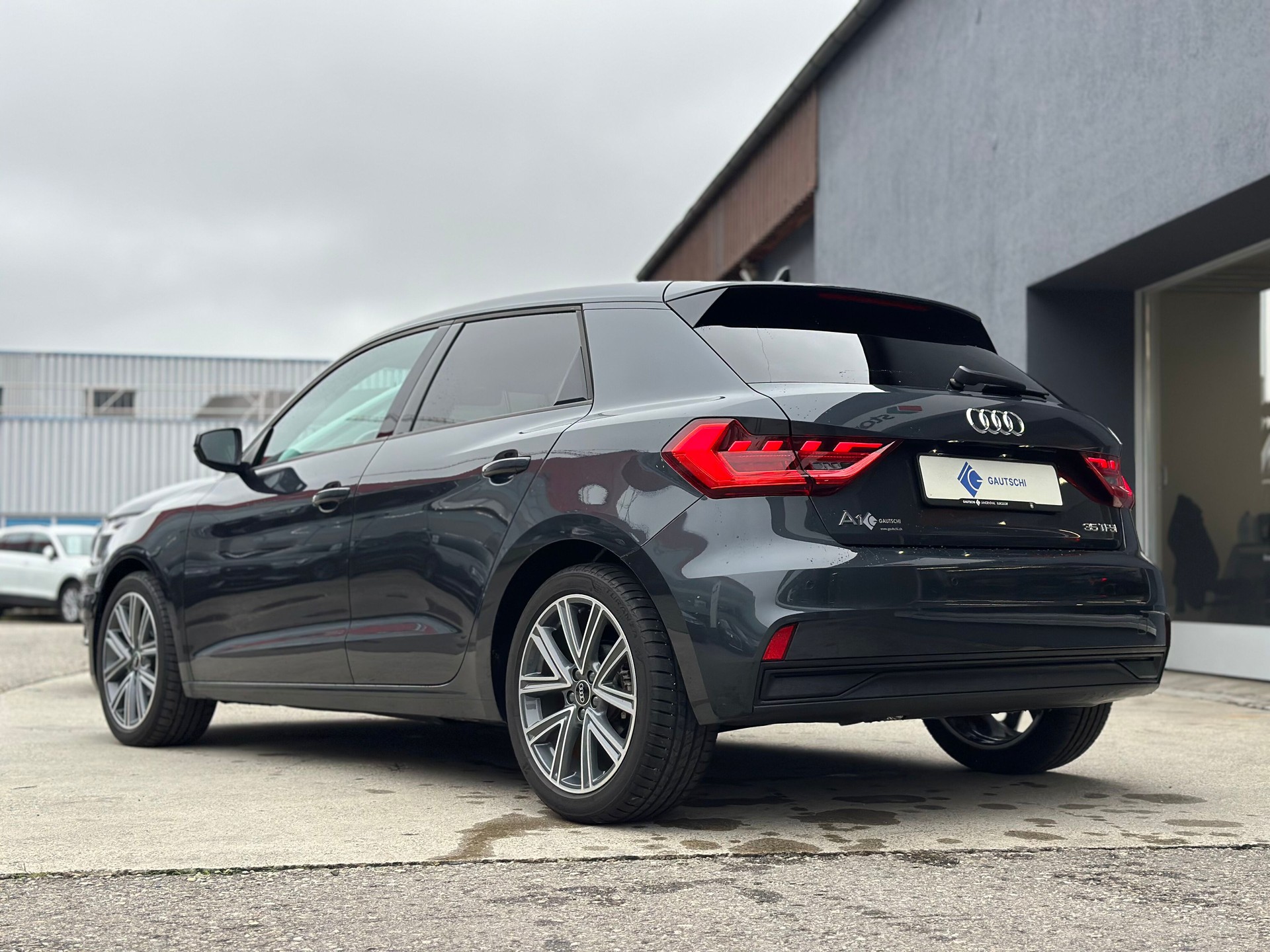 AUDI A1 Sportback 35 TFSI S-tronic-image-3