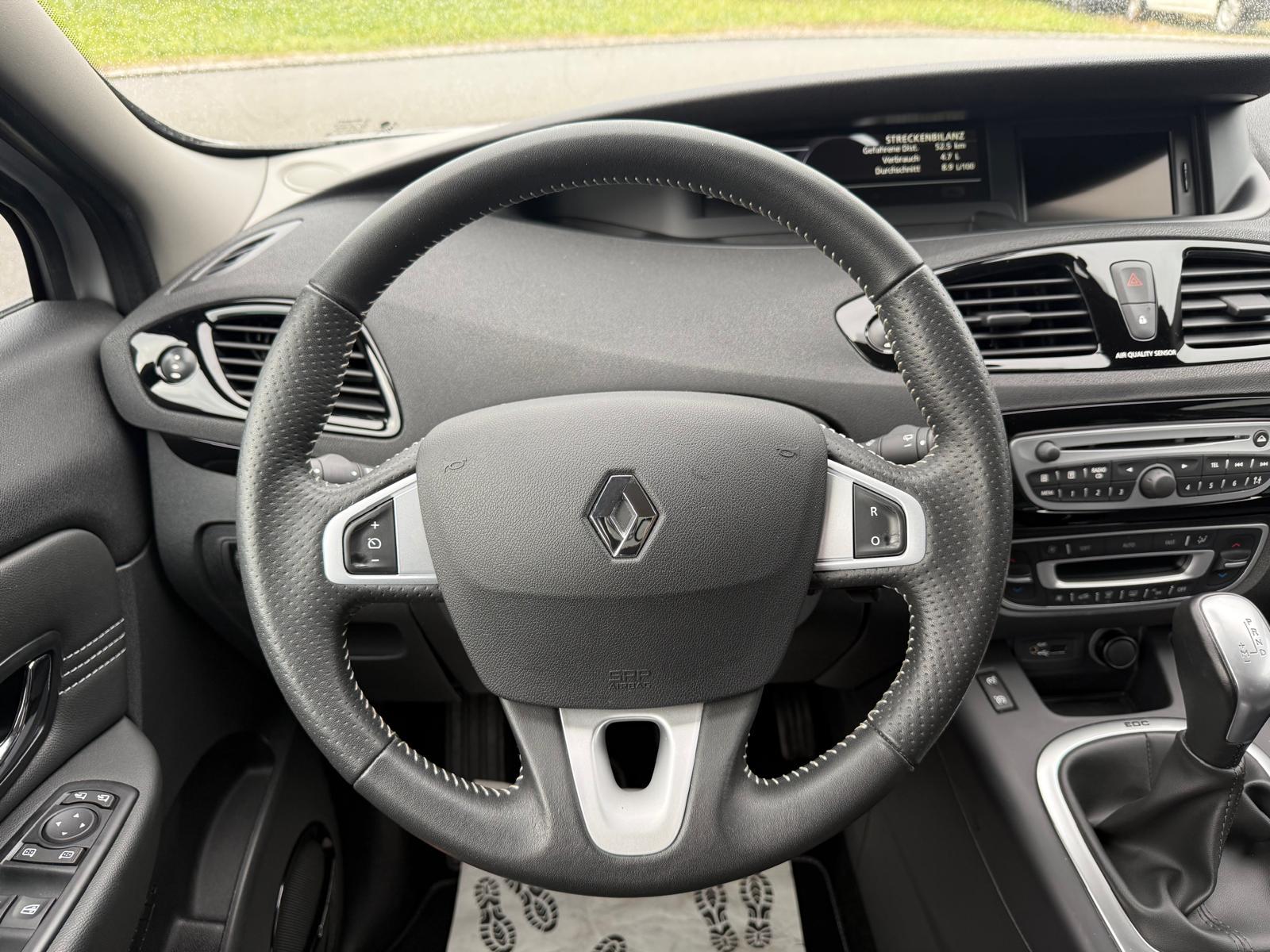 RENAULT Grand Scénic 1.5 dCi Bose Edition EDC 7P-image-9
