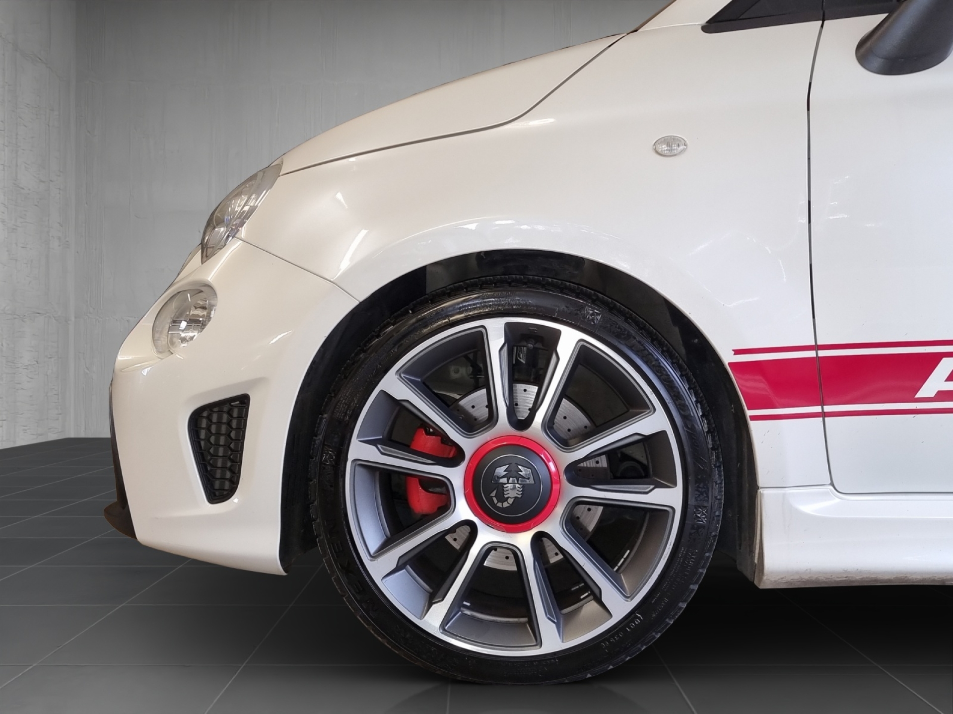 FIAT 595 Abarth 1.4 T-Jet 165 Turismo-image-5