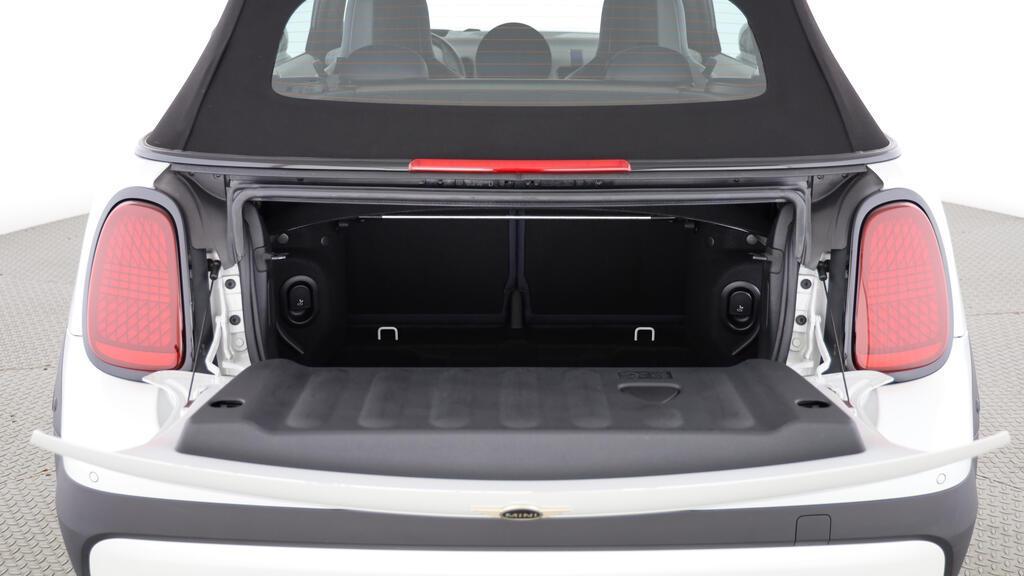MINI Cooper S Cabrio-image-18