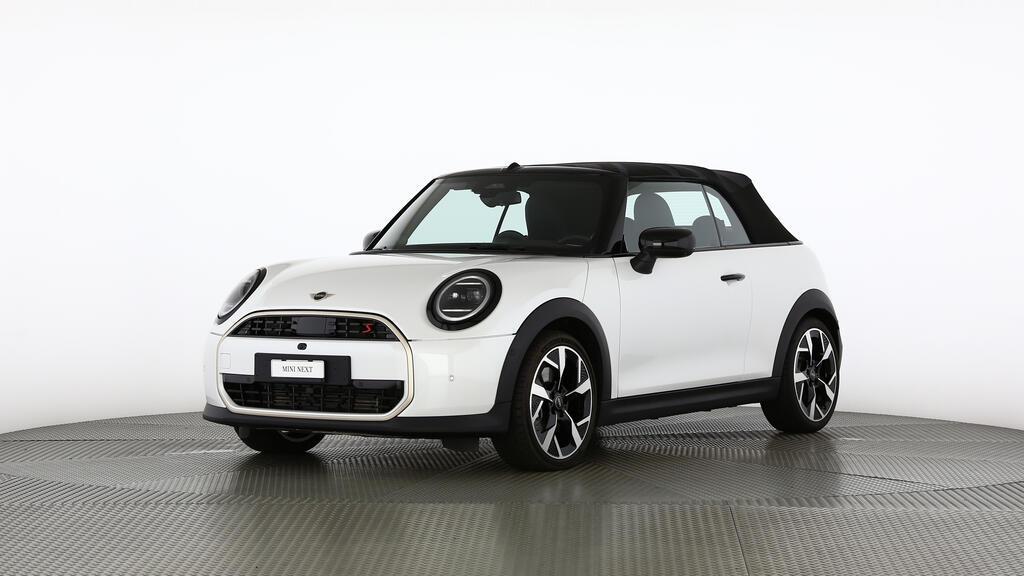 MINI Cooper S Cabrio-image-12