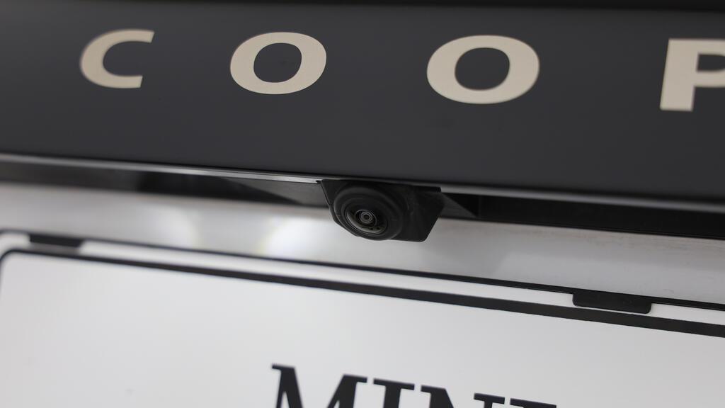 MINI Cooper S Cabrio-image-14