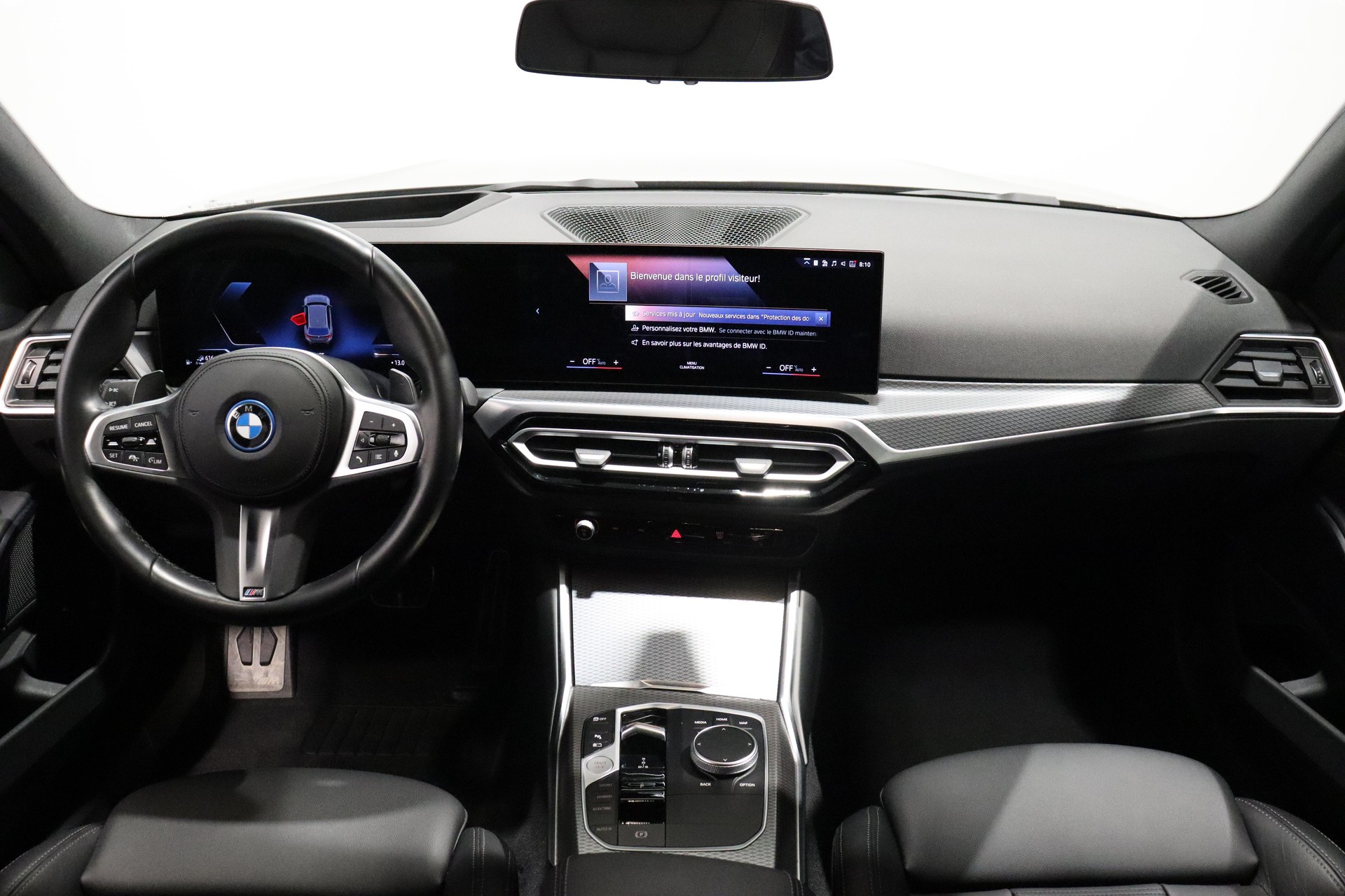 BMW 330e xDrive SAG Touring-image-7