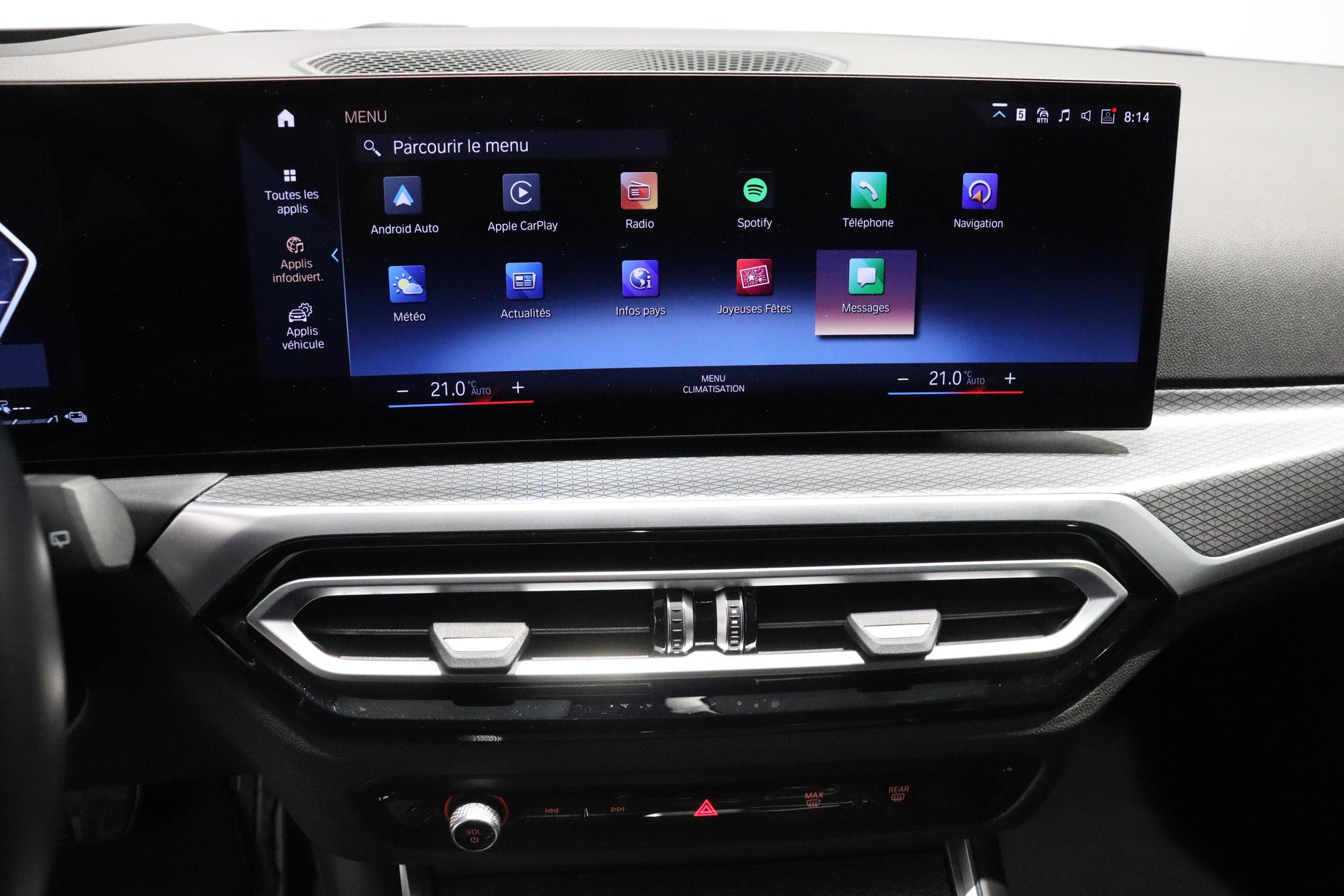 BMW 330e xDrive SAG Touring-image-13