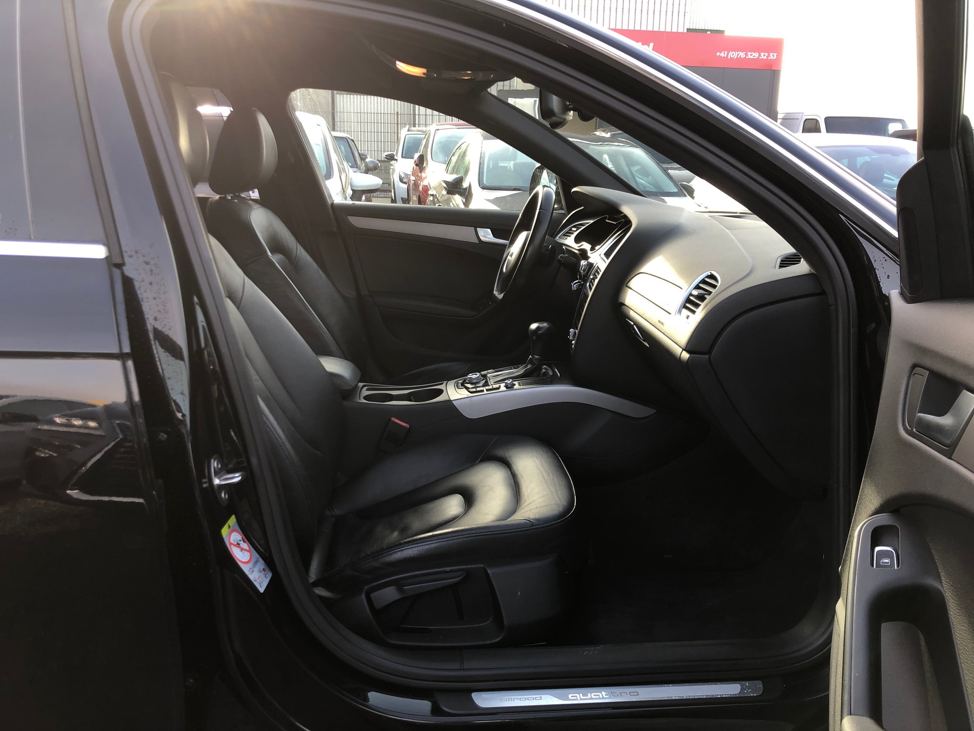 AUDI A4 allroad 2.0 TDI quattro S-tronic-image-10