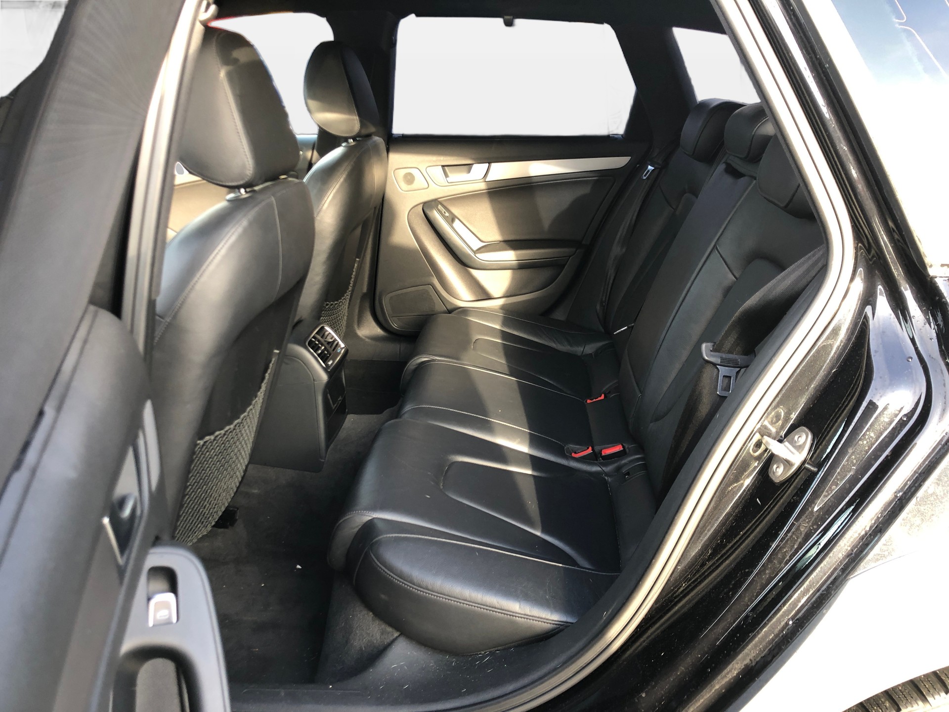 AUDI A4 allroad 2.0 TDI quattro S-tronic-image-11
