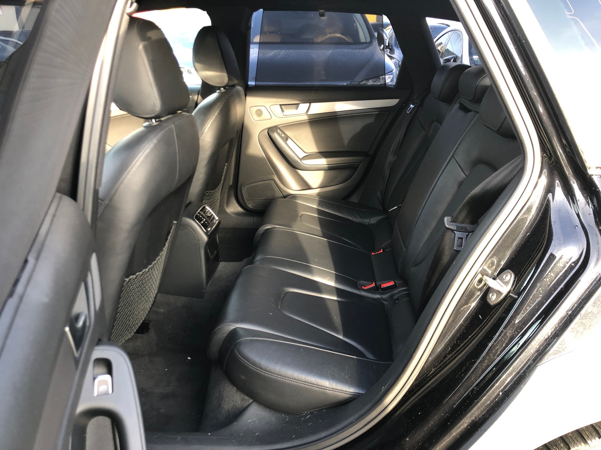 AUDI A4 allroad 2.0 TDI quattro S-tronic-image-11