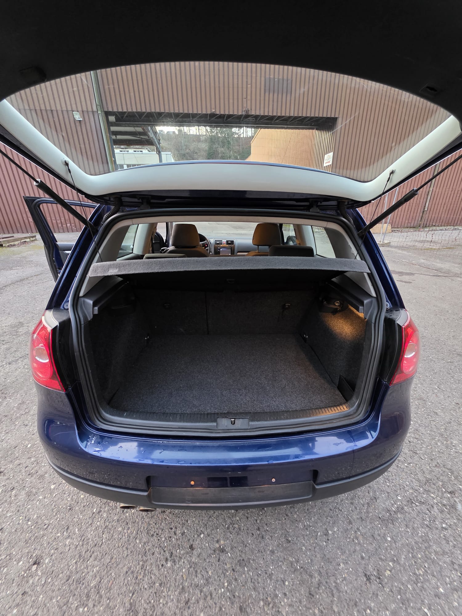 VW GOLF-image-4