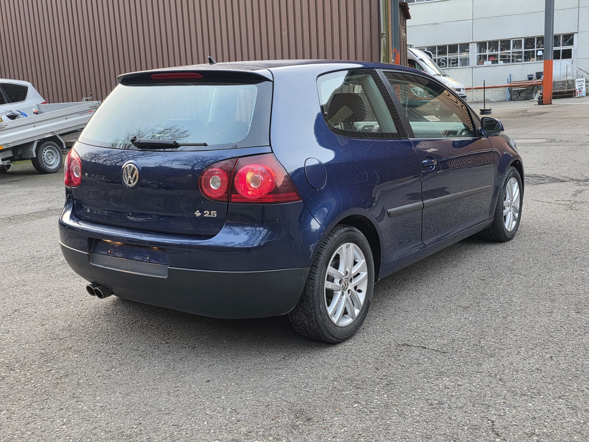 VW GOLF-image-2