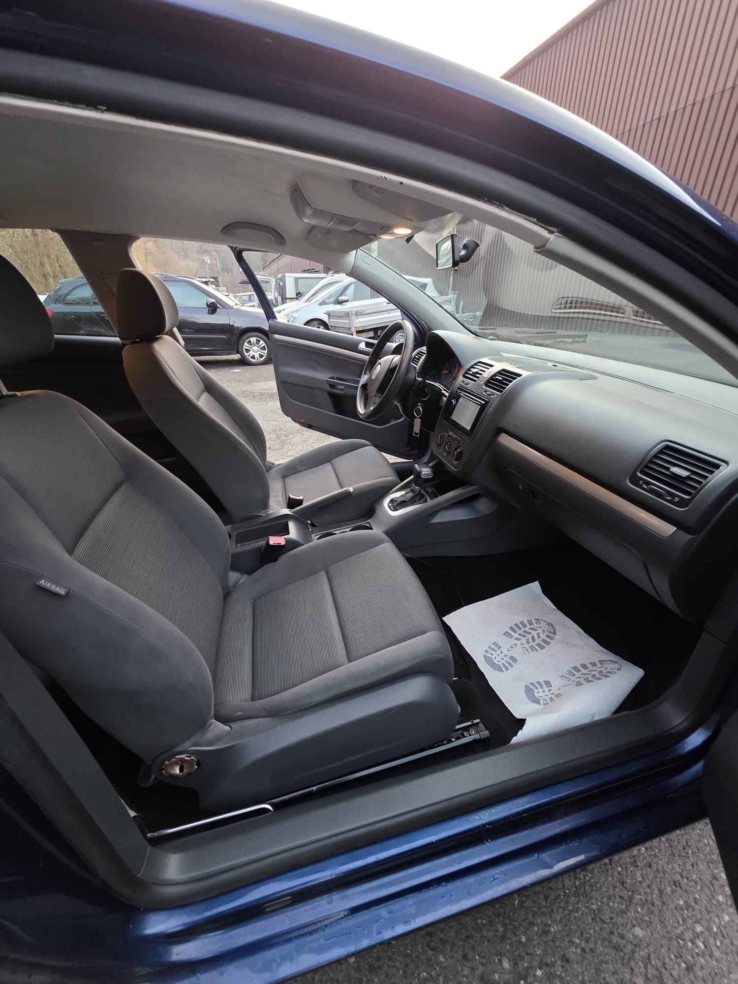 VW GOLF-image-6