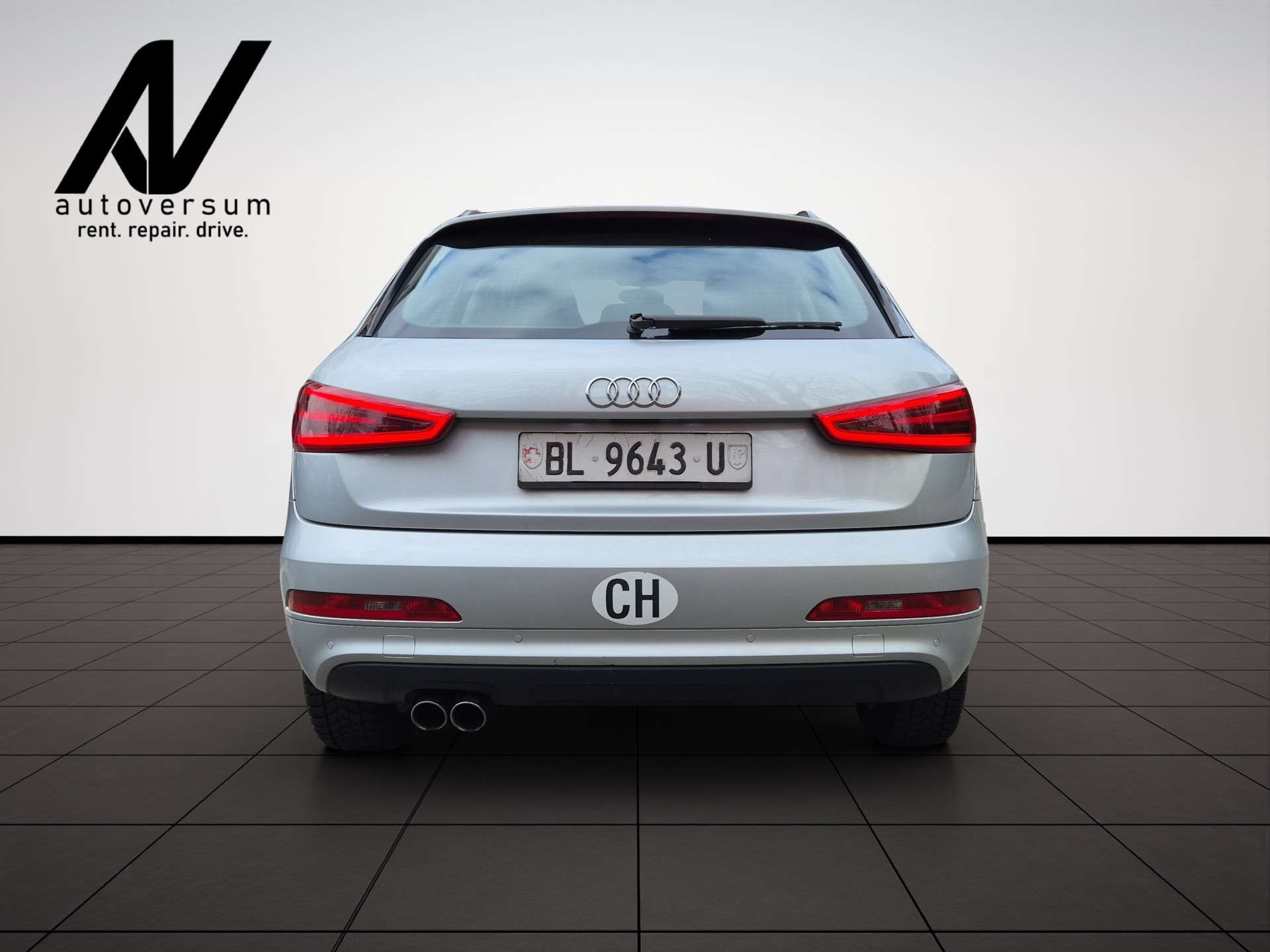 AUDI Q3 2.0 TFSI quattro S-tronic-image-5