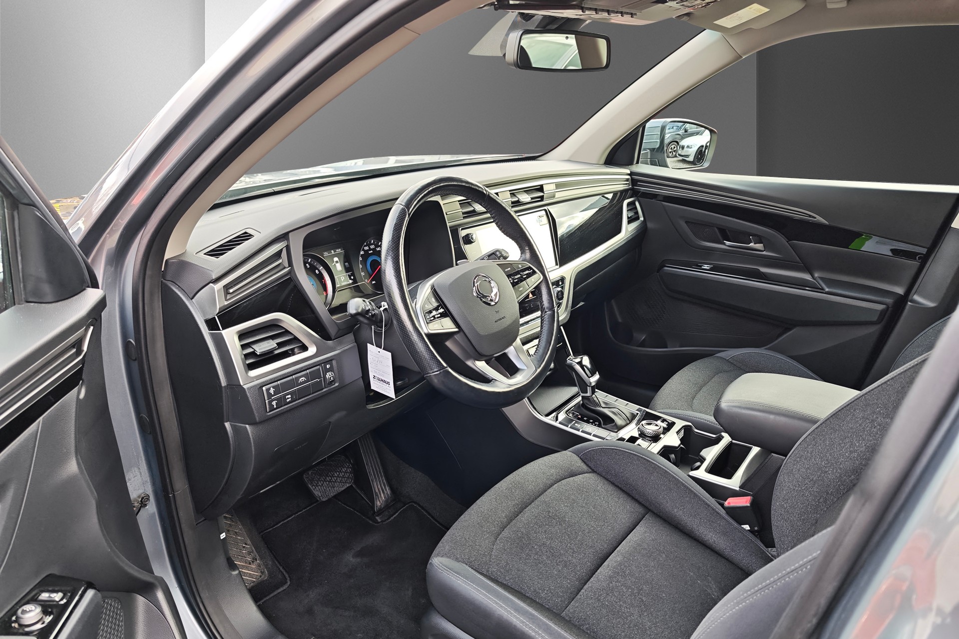 KGM-SsangYong Korando 1.5 T GDI Quartz 4WD Automat-image-8