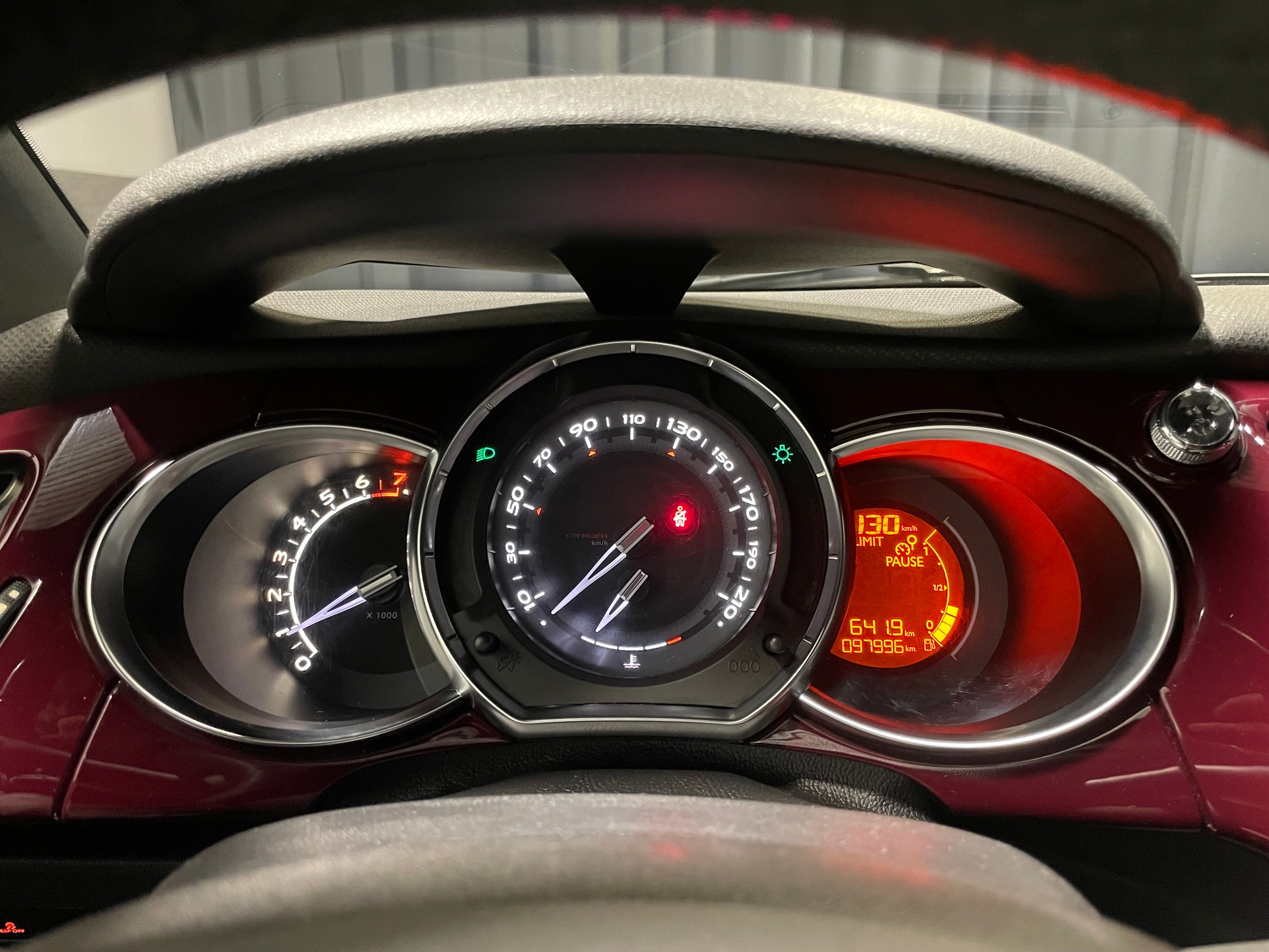 DS AUTOMOBILES DS3 1.6 THP Sport Chic (40)-image-10