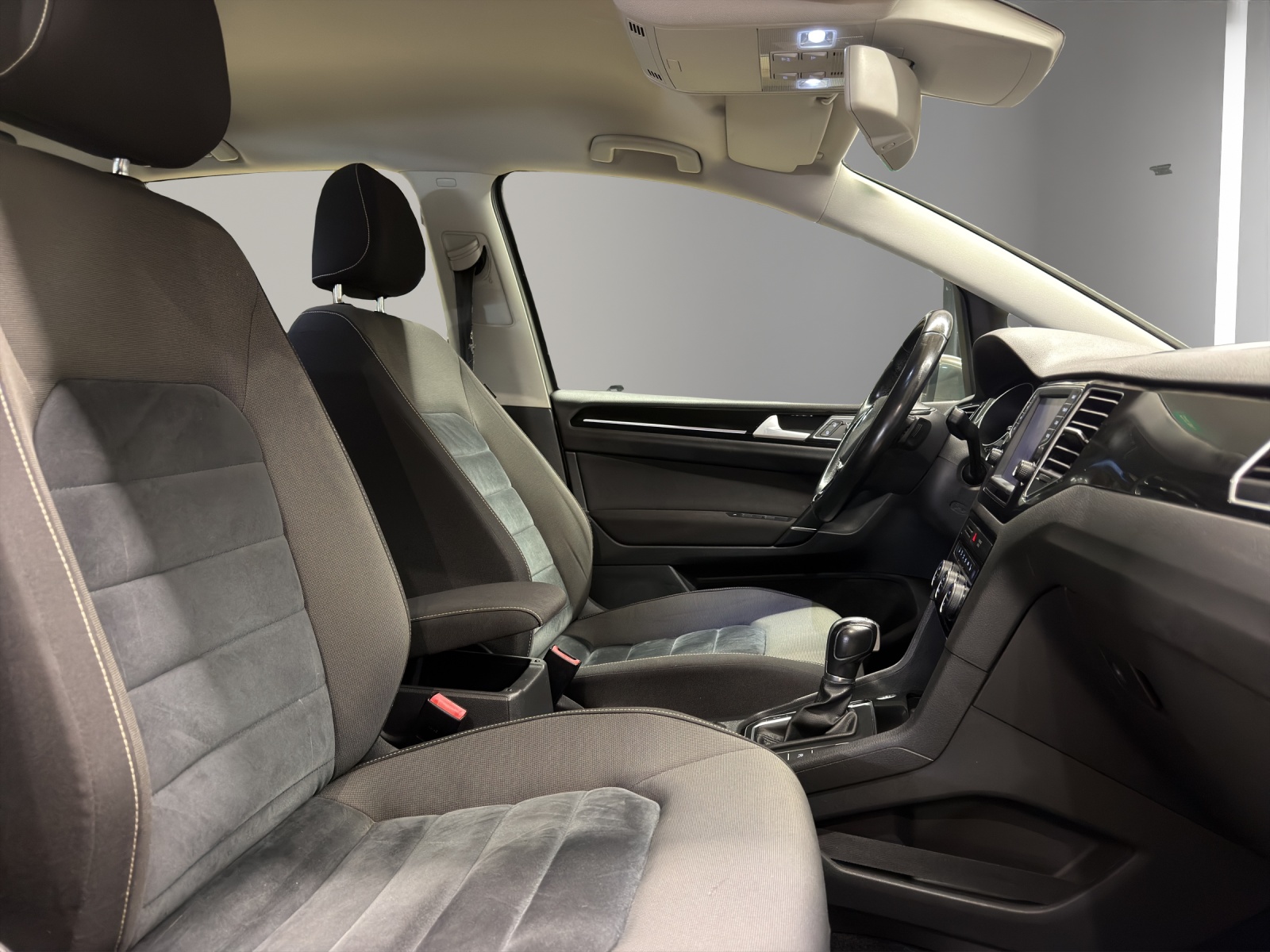 VW Golf Sportsvan 1.4 TSI Comfortline DSG-image-13