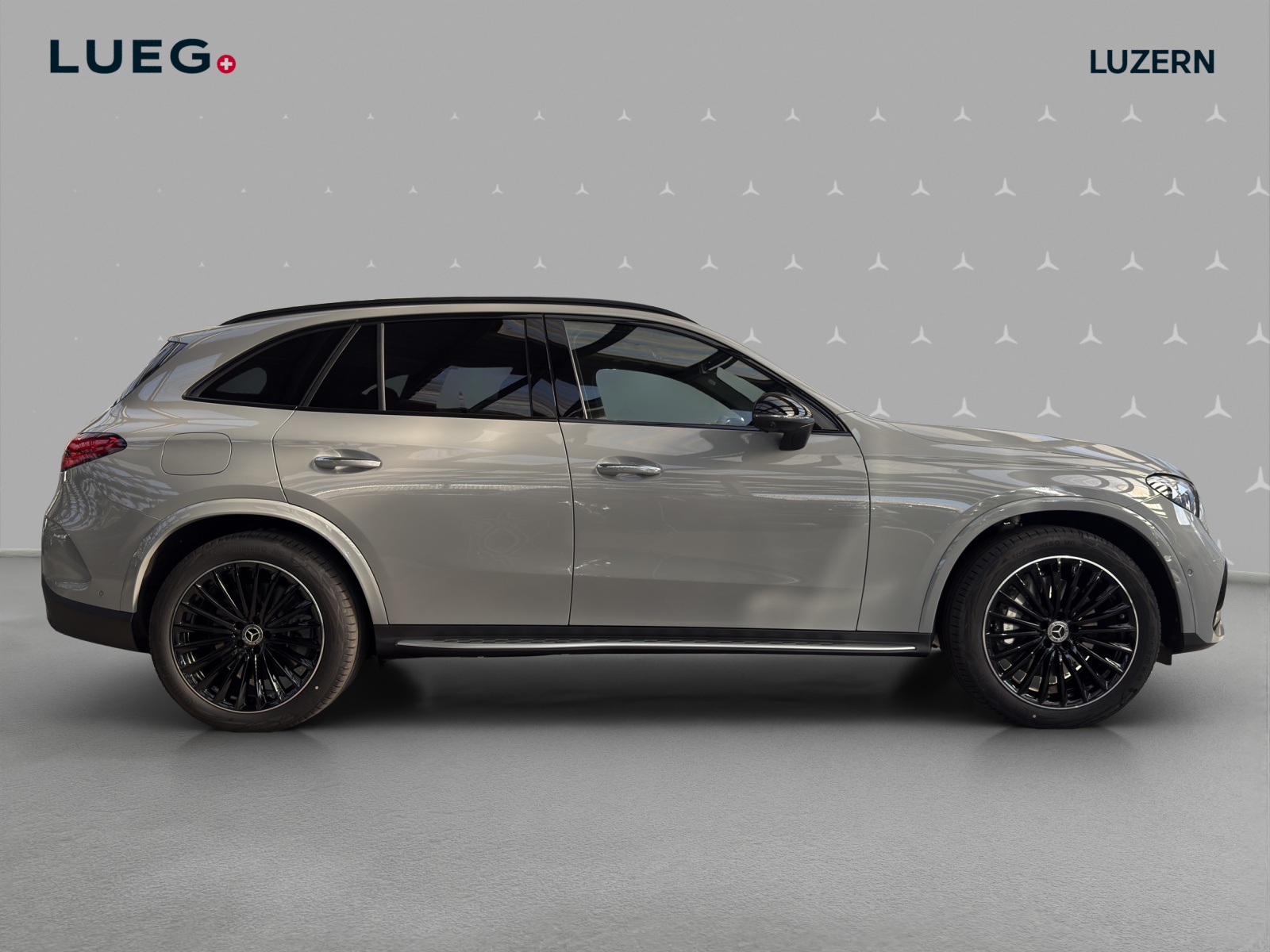 MERCEDES-BENZ GLC 300 de 4Matic EQ Star 9G-Tronic-image-5