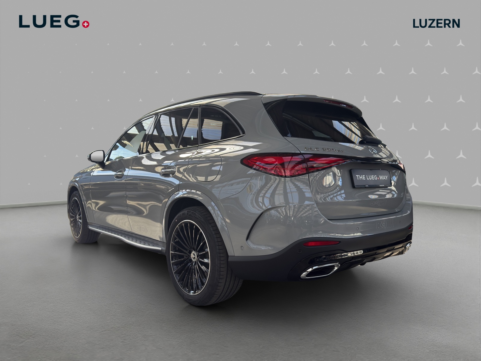 MERCEDES-BENZ GLC 300 de 4Matic EQ Star 9G-Tronic-image-2