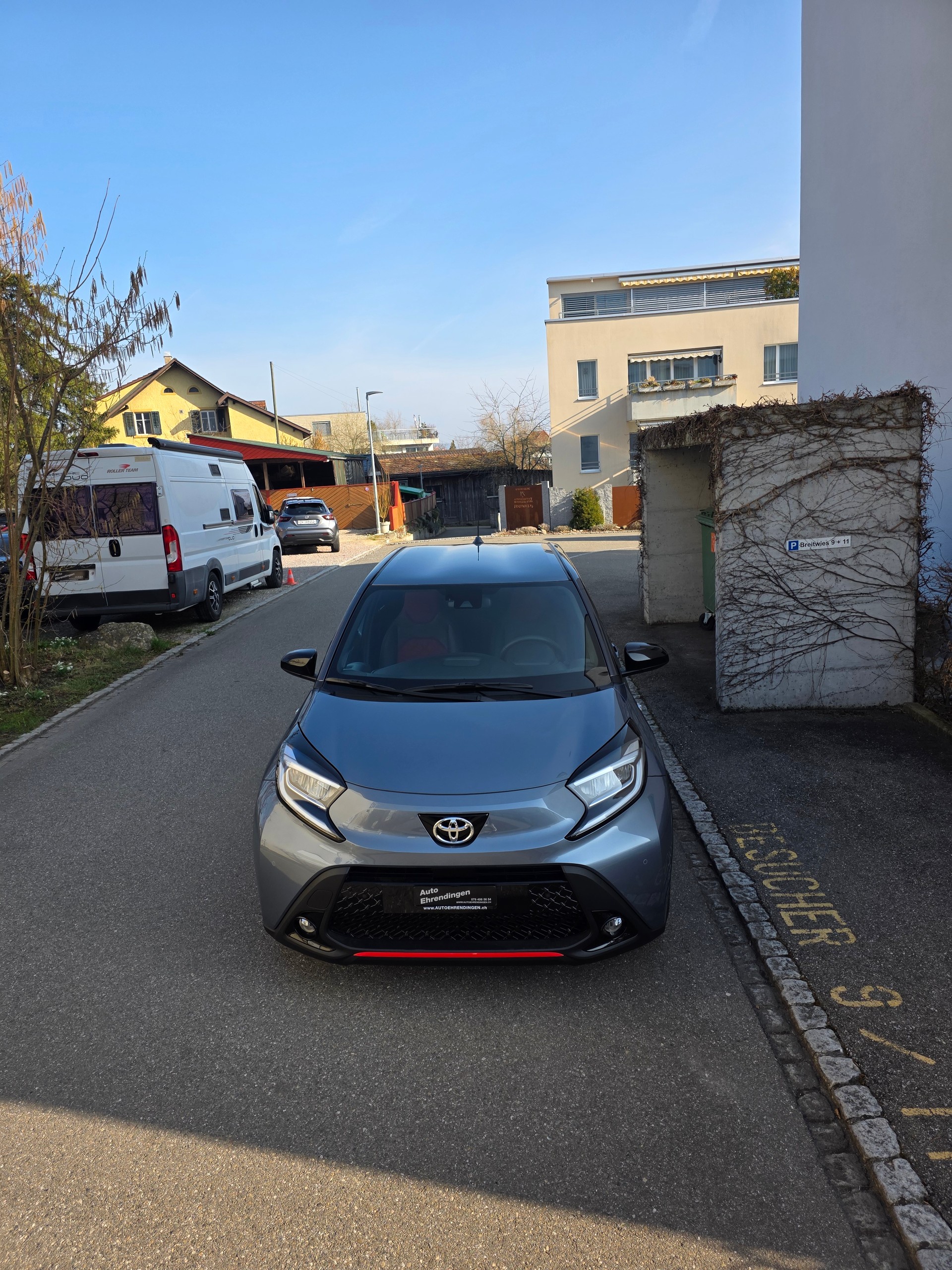 TOYOTA Aygo X 1.0 VVT-i Undercover CVT-showroom-element-2