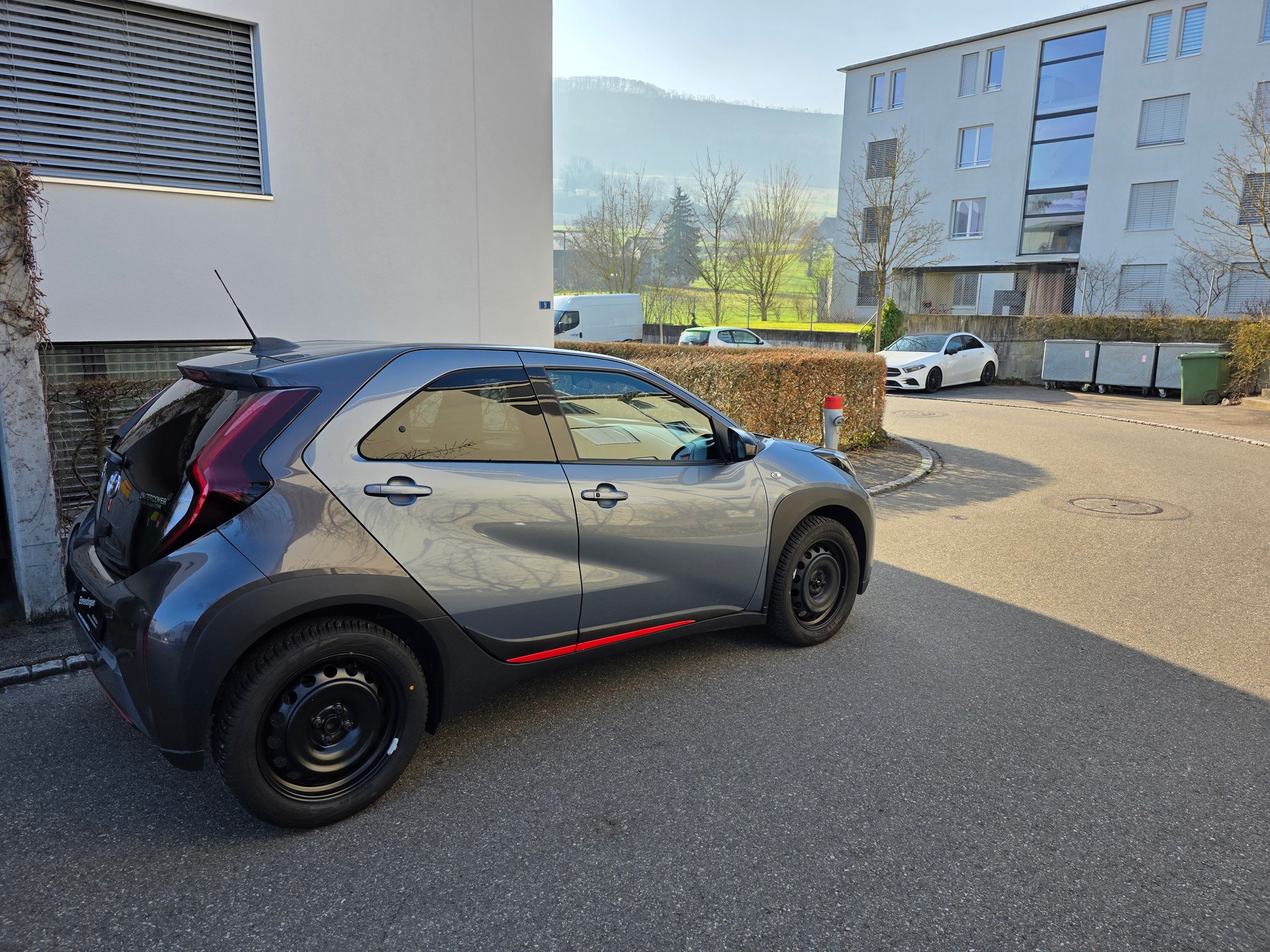 TOYOTA Aygo X 1.0 VVT-i Undercover CVT-image-4