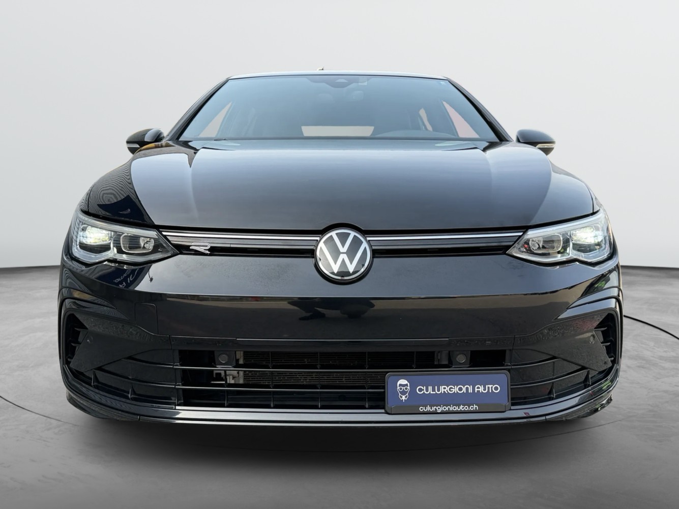 VW Golf 1.5 eTSI mHEV ACT R-Line DSG-image-1