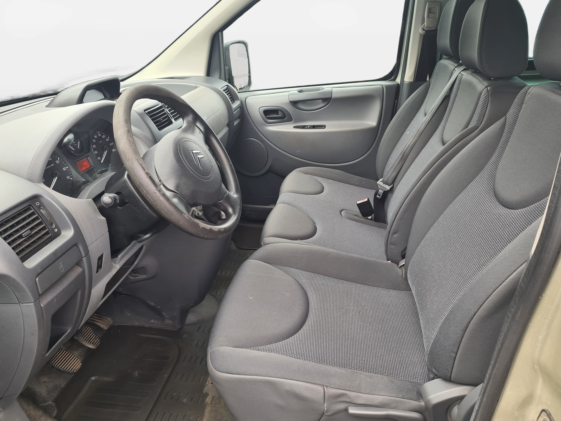 CITROEN Jumpy 2.0 HDi L1H1-image-6
