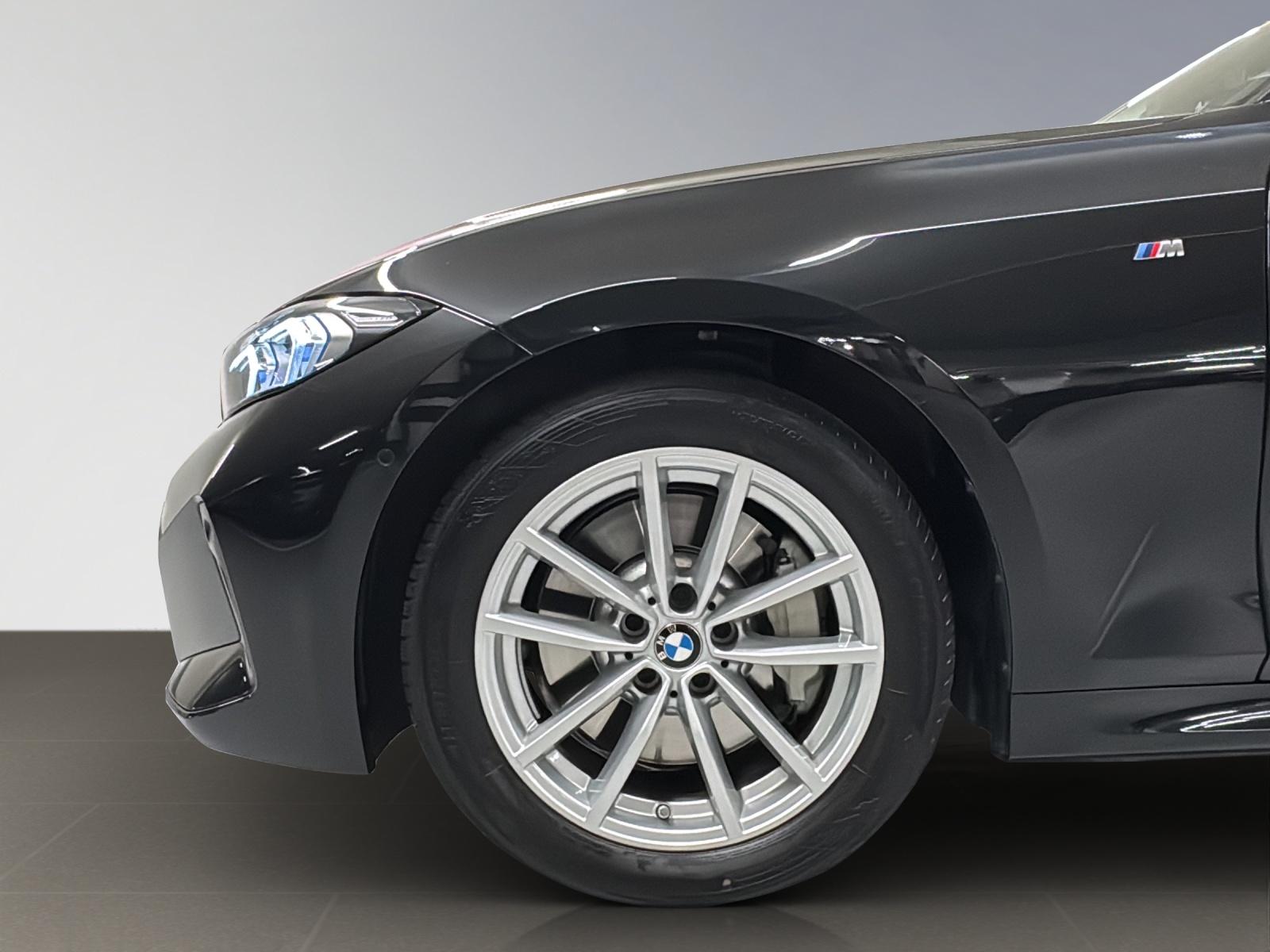 BMW 330d xDrive SAG Touring-image-8