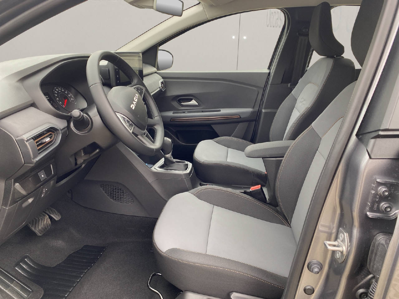 DACIA Sandero 1.0 TCe 90 Stepway Extreme-image-6