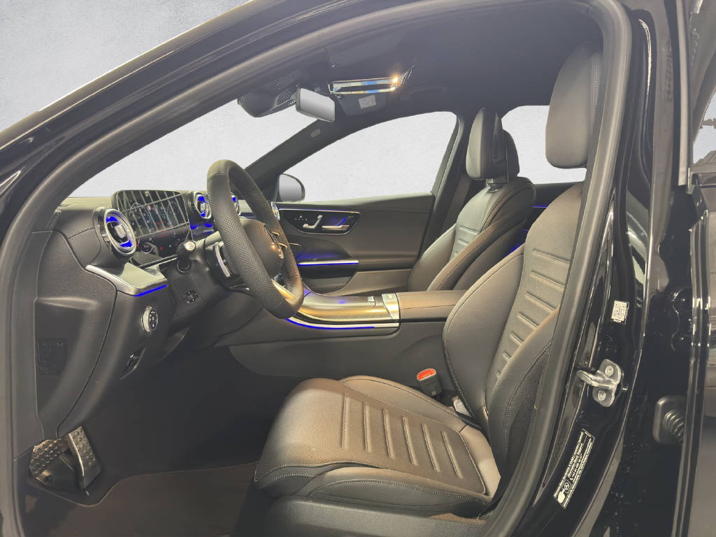 MERCEDES-BENZ C 220 d AMG Line 4Matic Swiss Star T-Modell-image-9