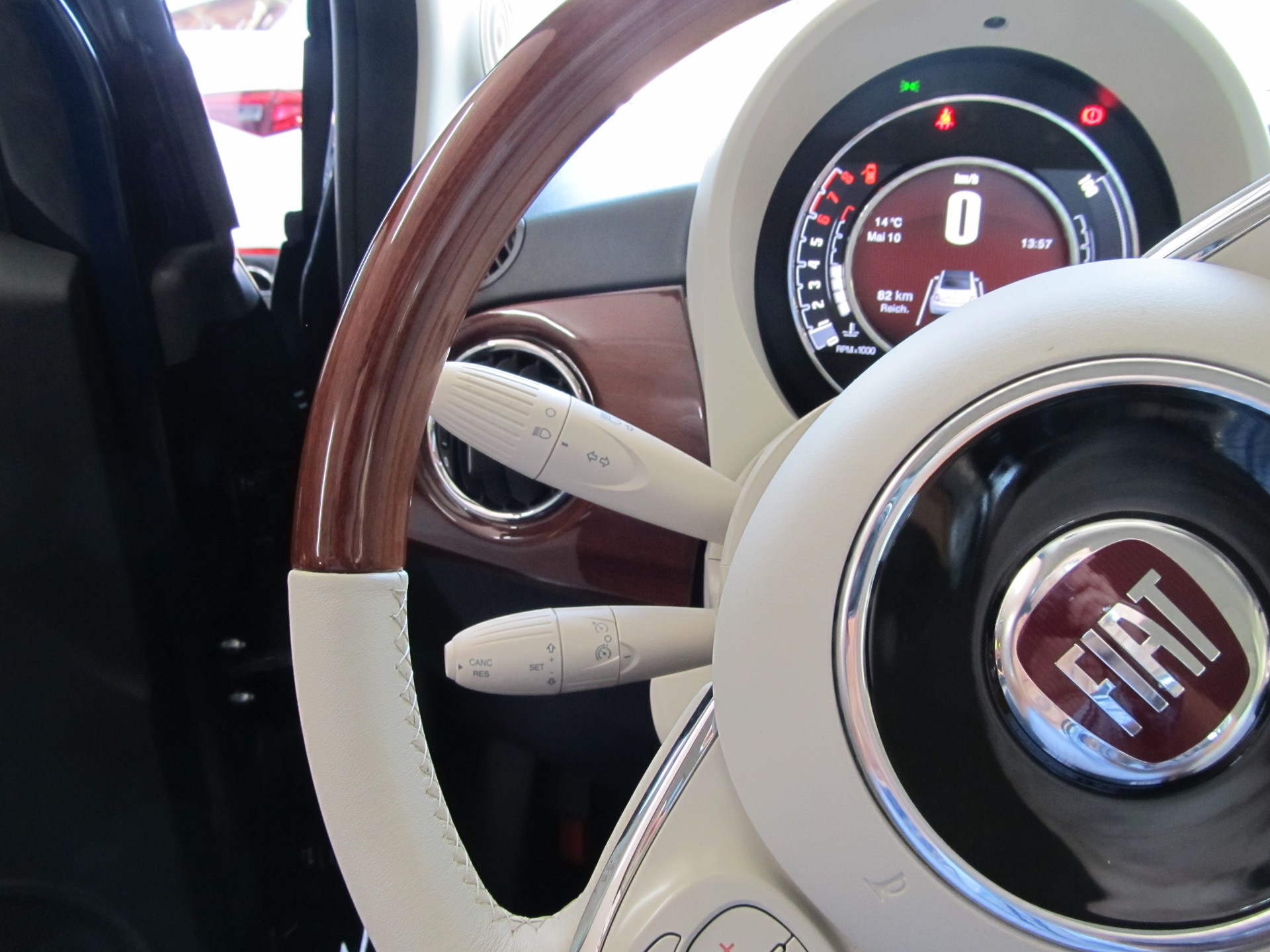 FIAT 500C 0.9 Twinair Turbo Riva-image-7