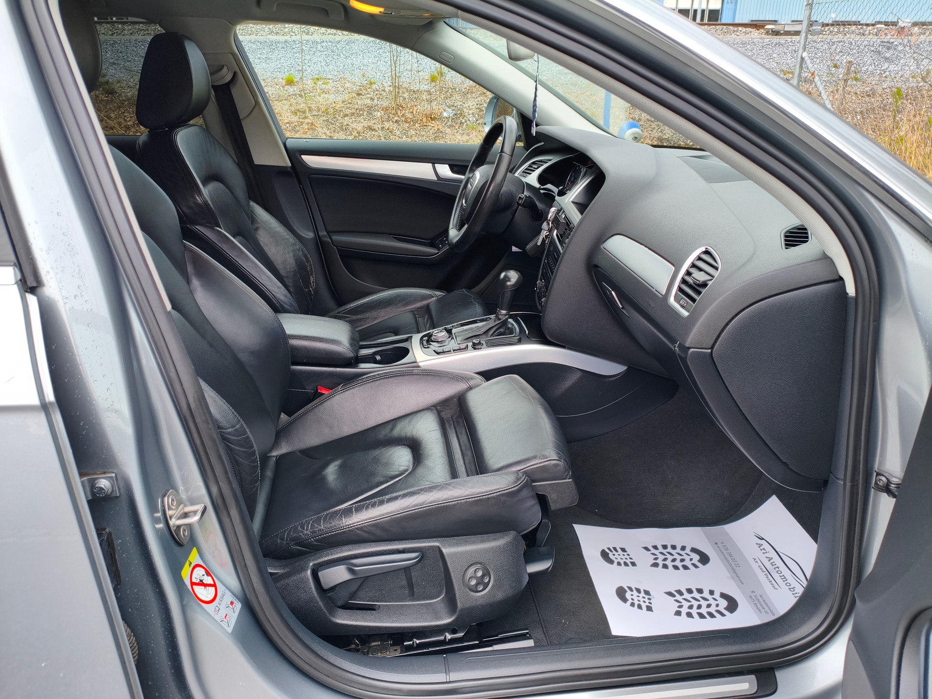 AUDI A4 Avant 2.0 TFSI multitronic-image-13