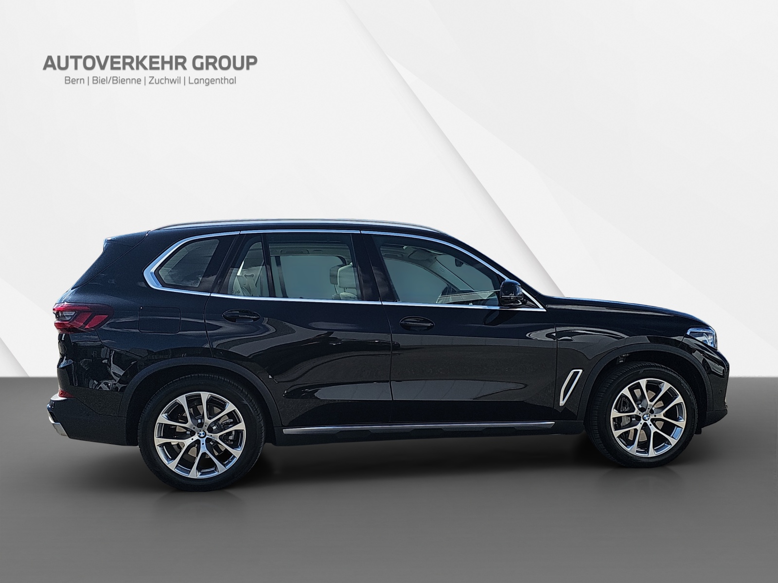 BMW X5 xDrive 48V 40d xLine-image-6