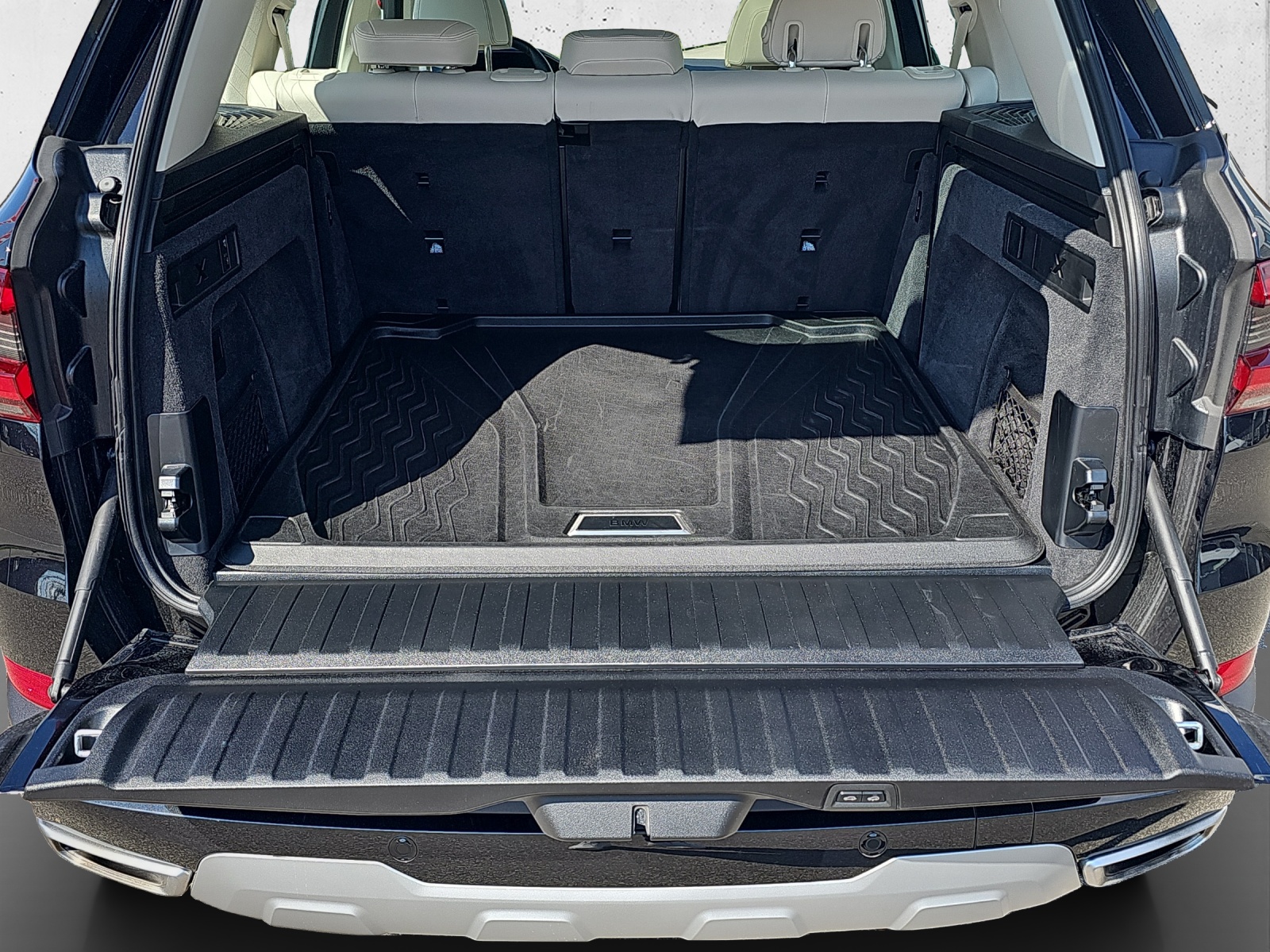 BMW X5 xDrive 48V 40d xLine-image-15