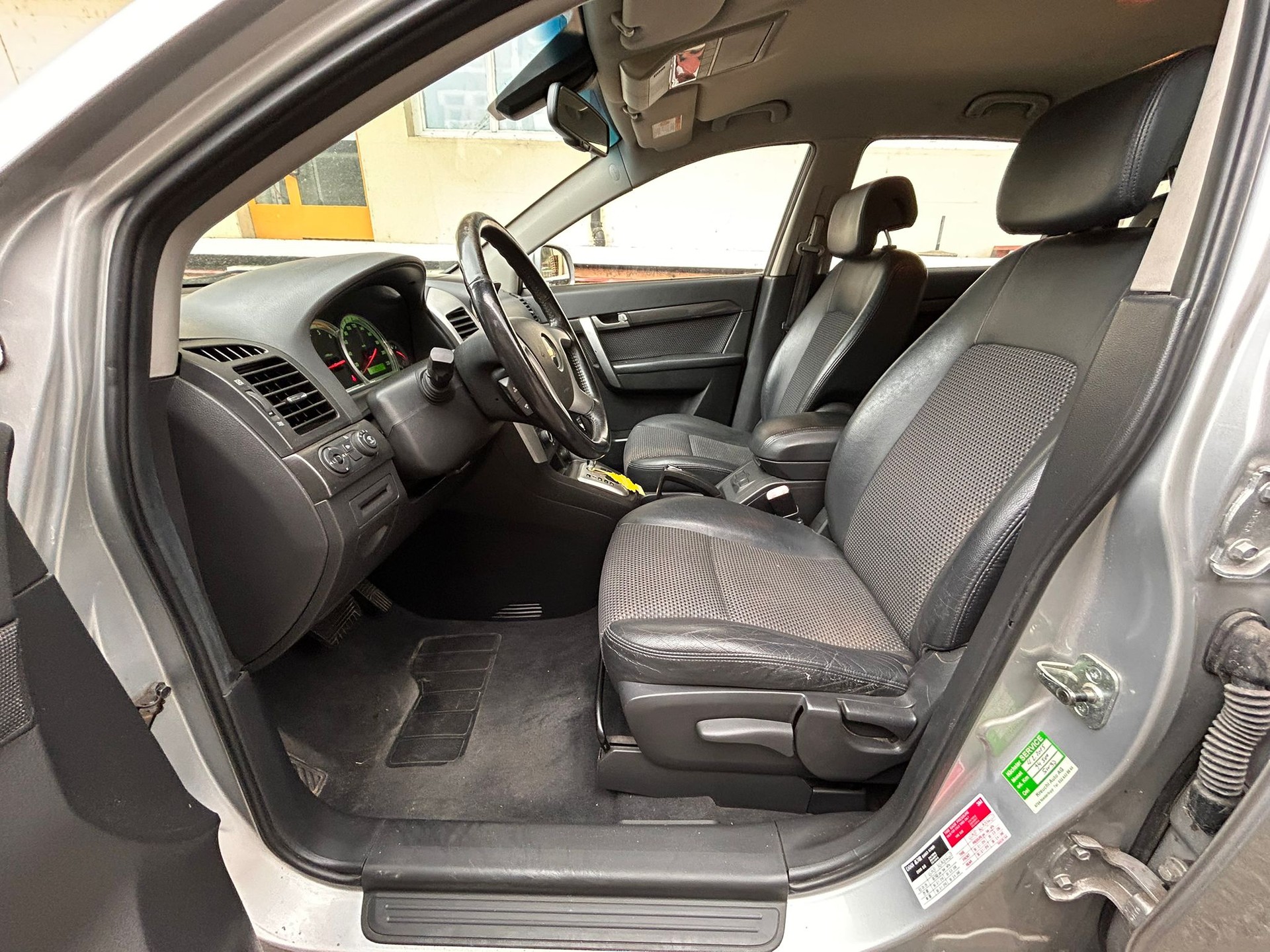 CHEVROLET Captiva 2.0 VCDi Sport 4WD Automatic-image-15