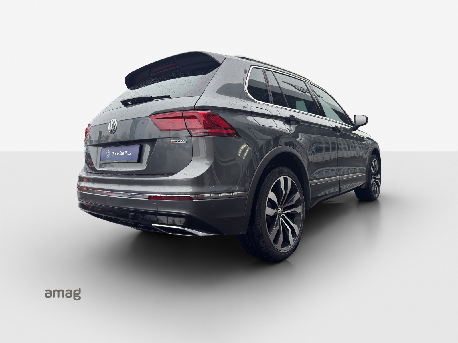 VW Tiguan 2.0TSI Highline 4Motion DSG-image-4