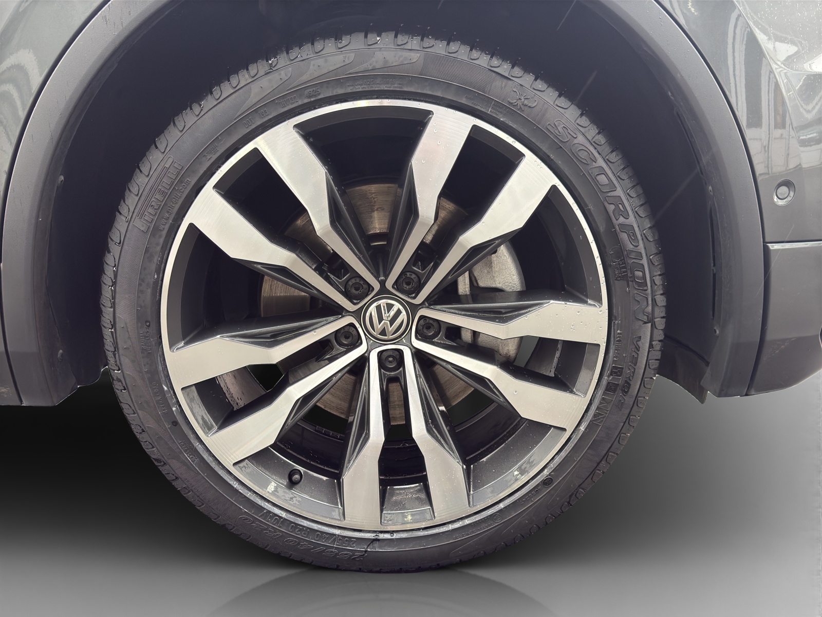 VW Tiguan 2.0TSI Highline 4Motion DSG-image-13