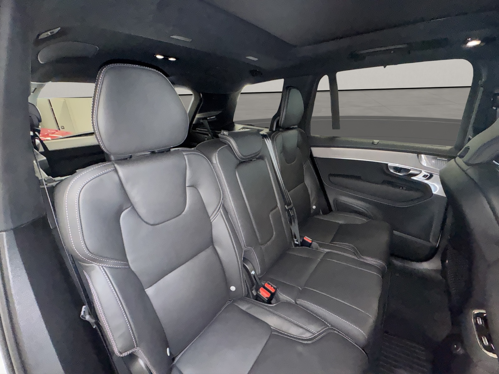 VOLVO XC90 2.0 T8 TE XCLUSIVE Edition Dark eAWD-image-13