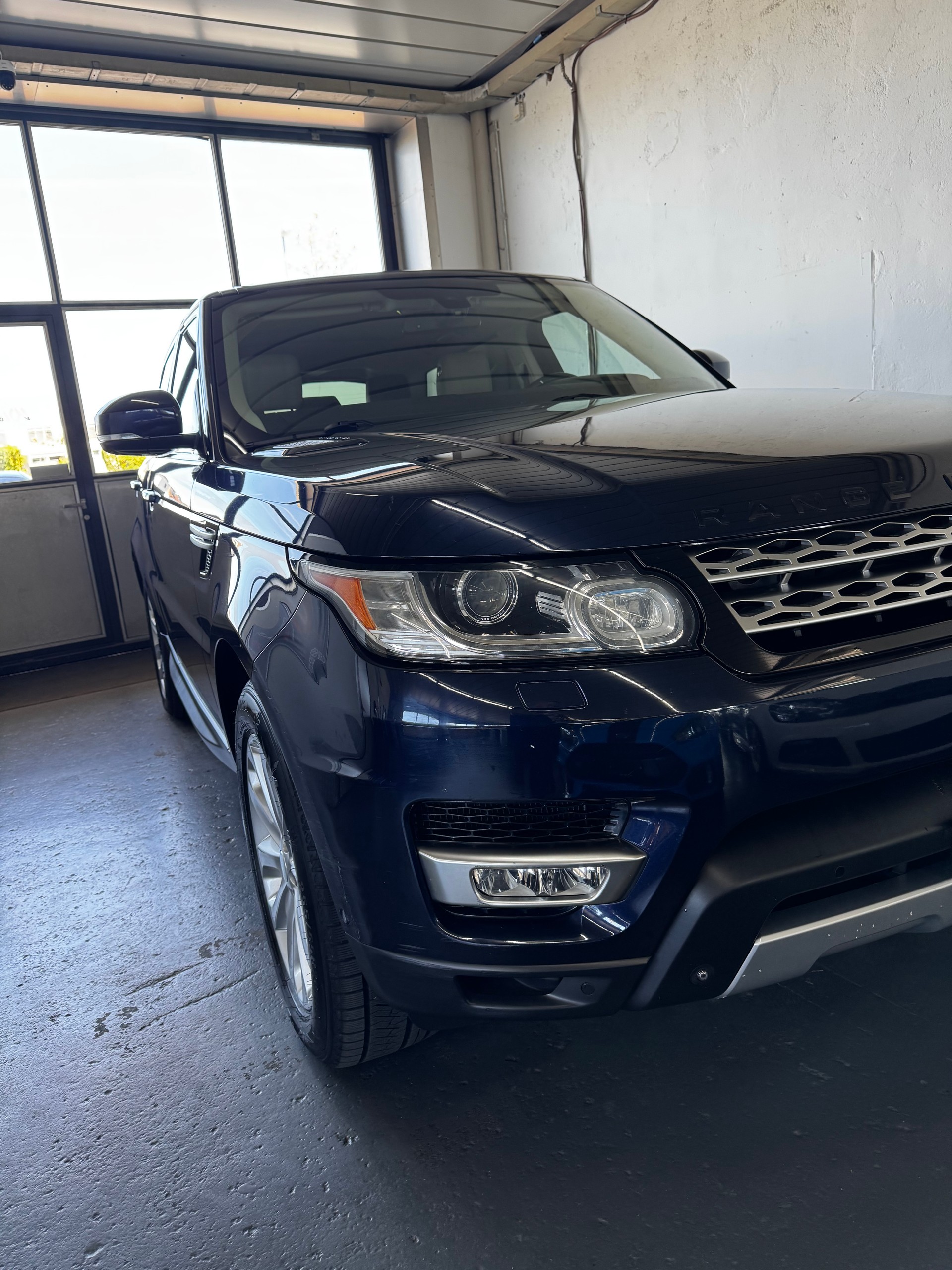 LAND ROVER Range Rover Sport 3.0 V6 SC HSE Automatic-showroom-element-2