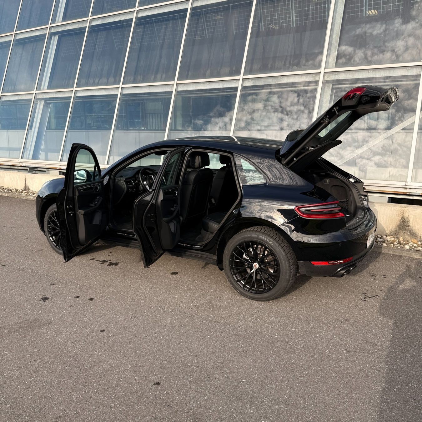 PORSCHE PORSCHE Macan S-image-1