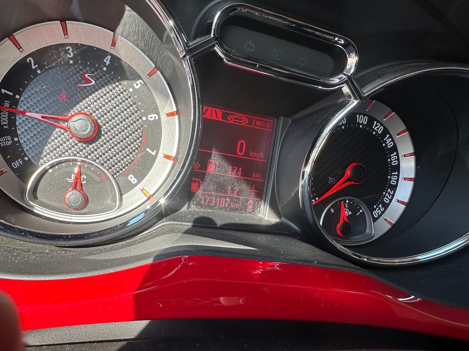 OPEL Adam 1.4 Turbo S-image-11
