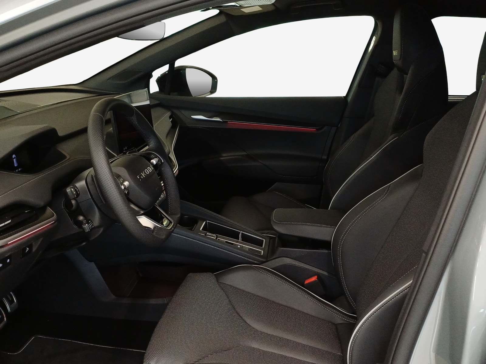 SKODA Enyaq 4x4 RS-image-7