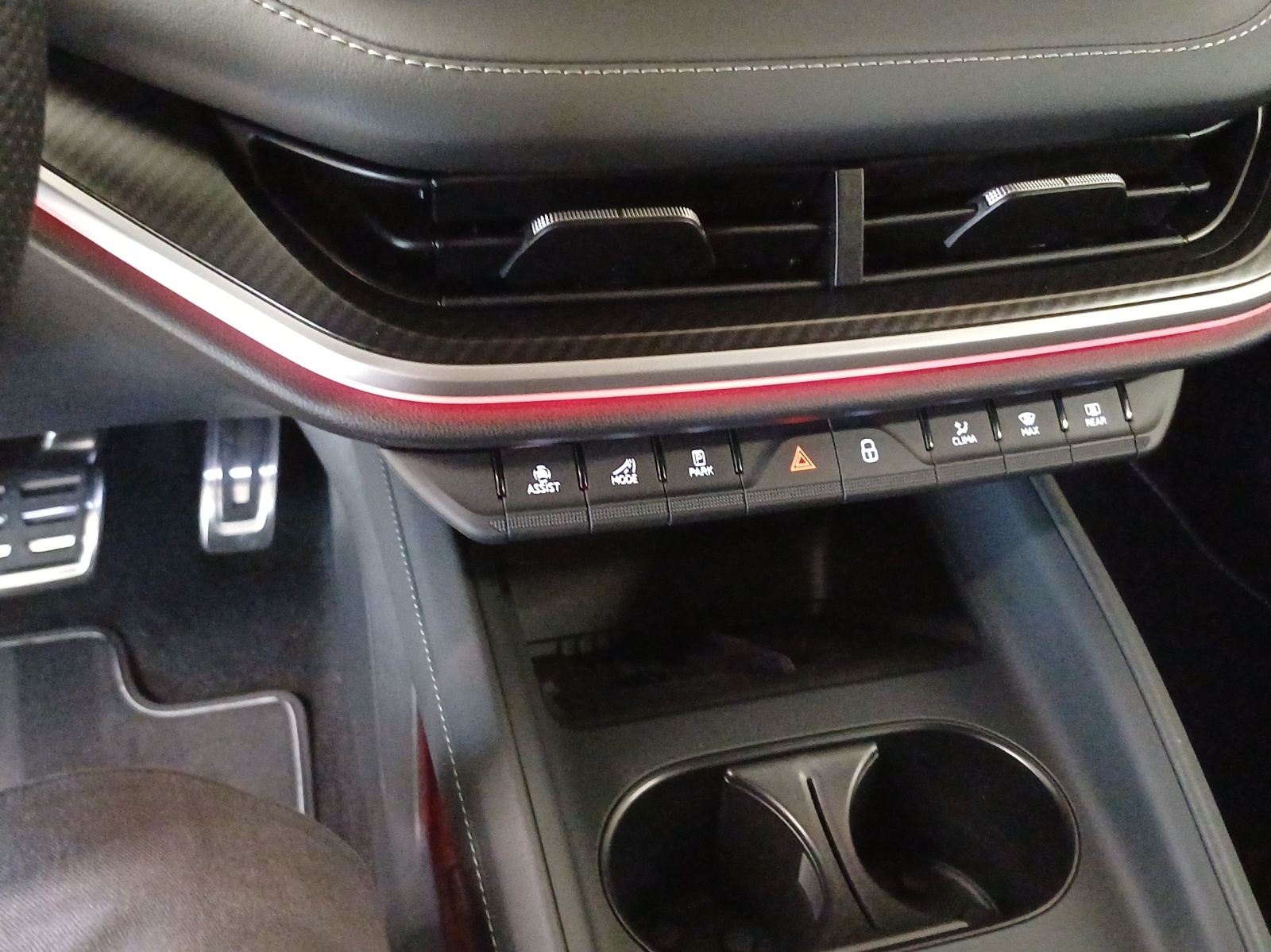 SKODA Enyaq 4x4 RS-image-10