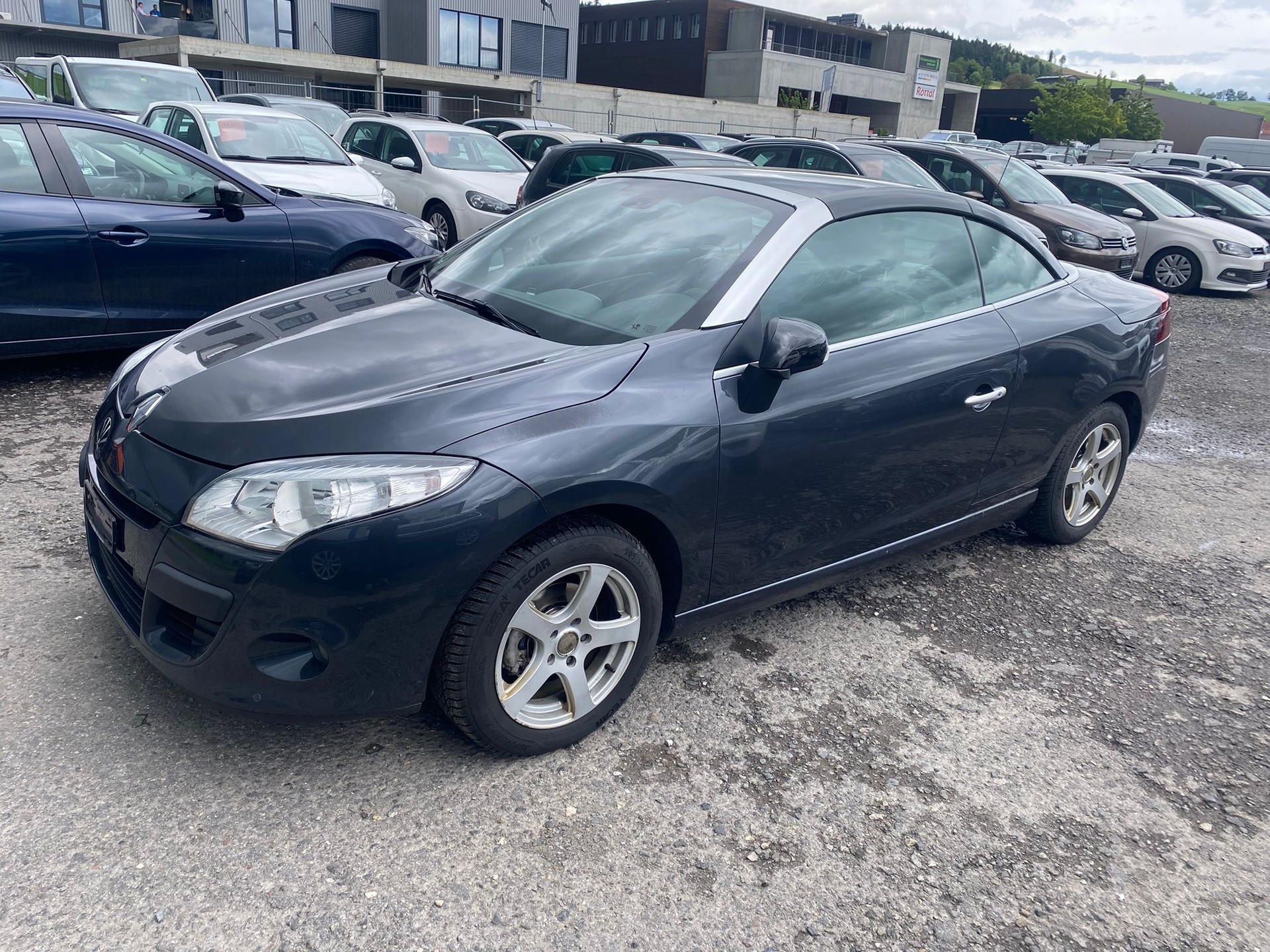 RENAULT Mégane CC 1.4 16V Turbo Dynamique-image-3