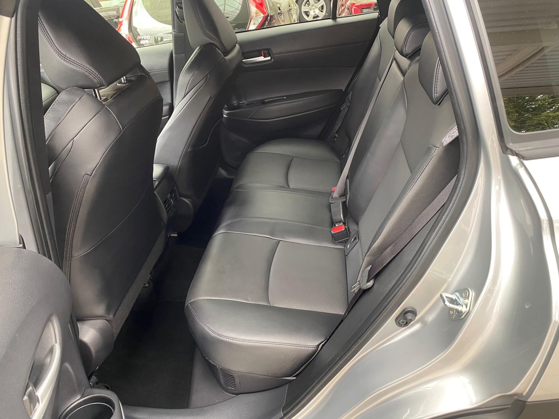 TOYOTA Corolla Cross 2.0 4WD Premium e-CVT-image-7