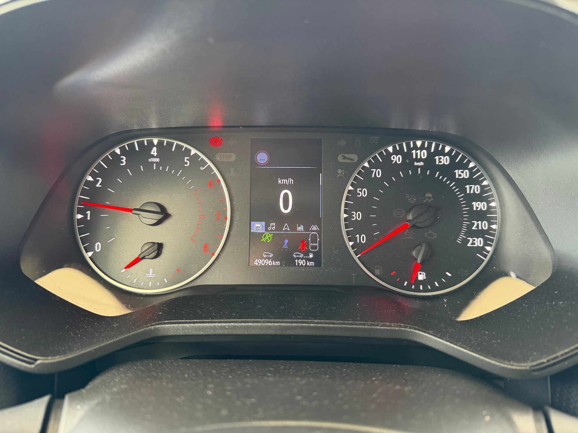 RENAULT Clio 1.0 Zen-image-7