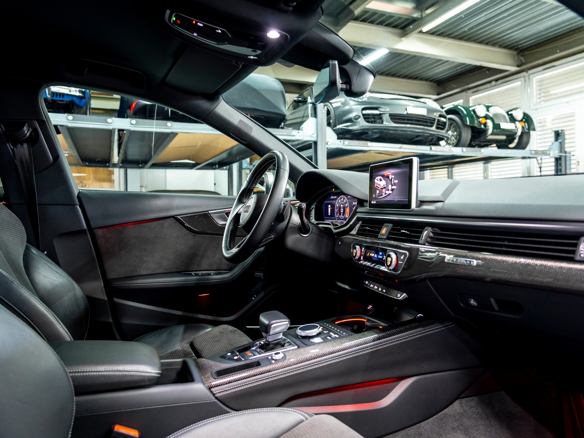 AUDI S4 Avant 3.0 TFSI quattro tiptronic-image-24