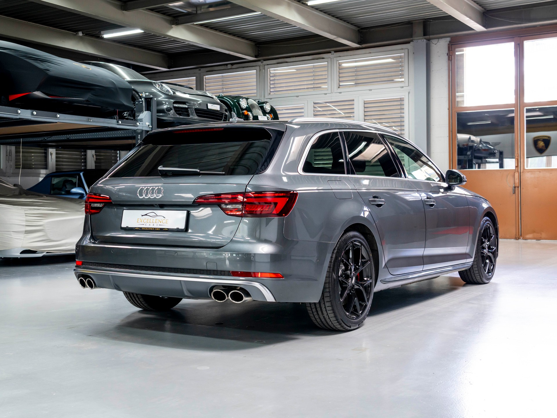 AUDI S4 Avant 3.0 TFSI quattro tiptronic-image-5