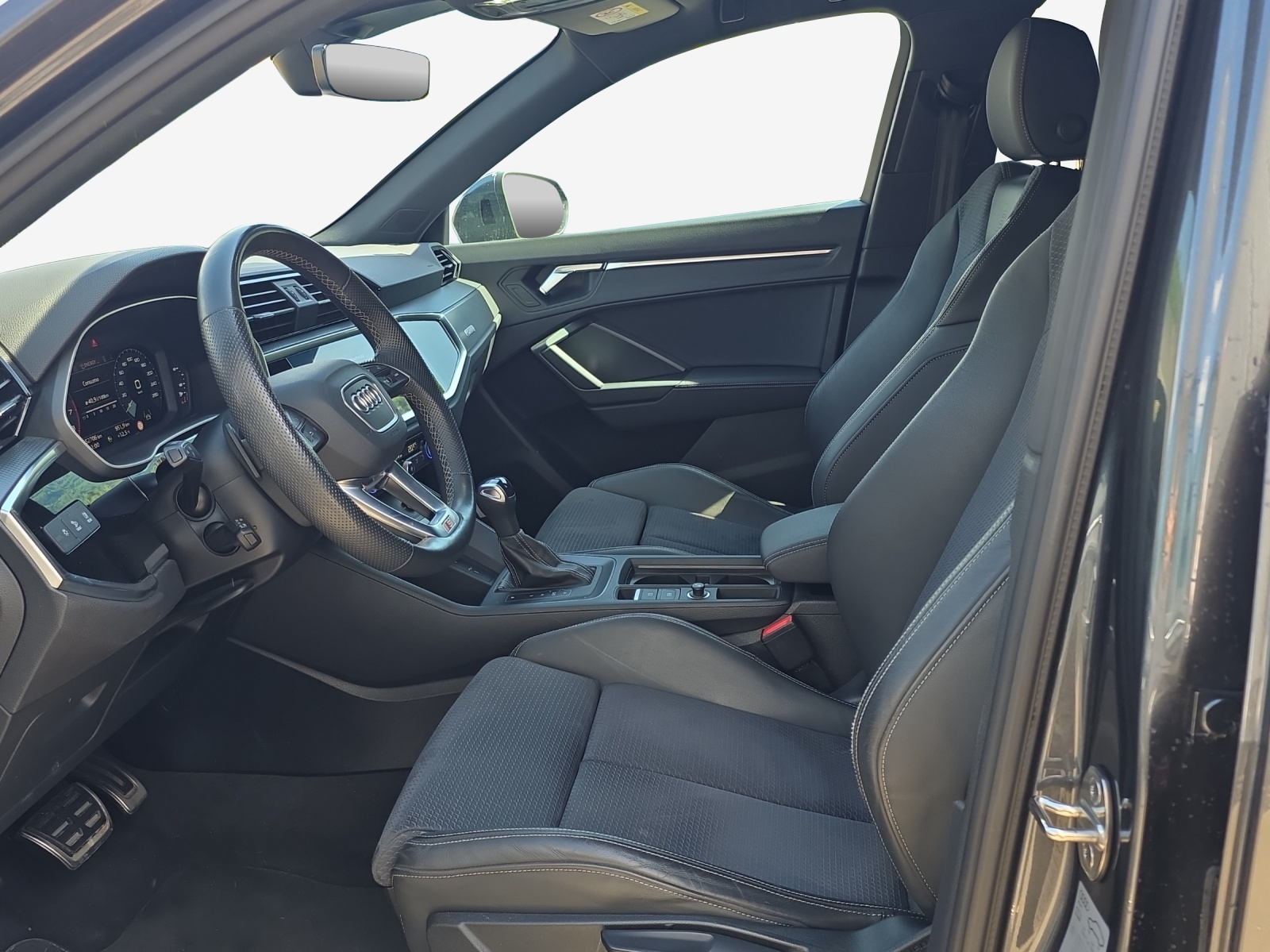 AUDI Q3 Sportback 35 TFSI S line Attraction S-tronic-image-7