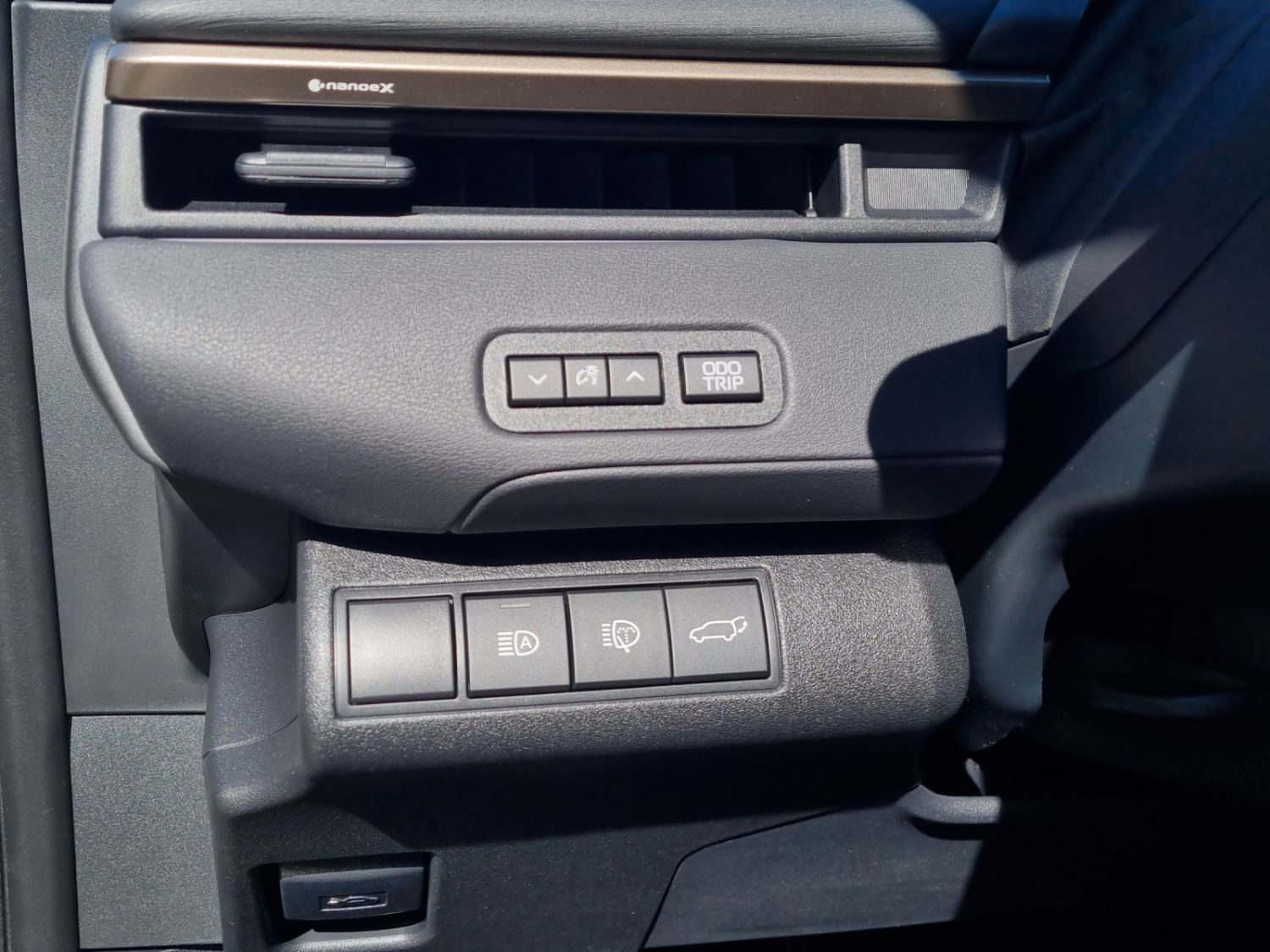TOYOTA bZ4X Touring Touring Premium AWD-image-19